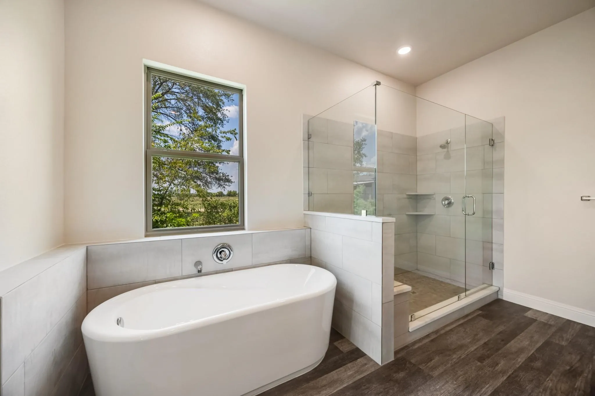 Single Family Residence For Rent in Navarro County , 3334 Knight Street, Corsicana, Texas 75110, 4 Bedroom, 4 Bathroom, 2 Garage spaces, 2,860 Sqft, built in 2024, Price $2,800, mls#21358619, Real Estate Agent in Corsicana, Homes For Rent in Navarro county, Homes For Rent in Corsicana, Realtor in Corsicana Texas, Real Estate Brokerage Independent Realty Texas, Luminita Cordes Realtor