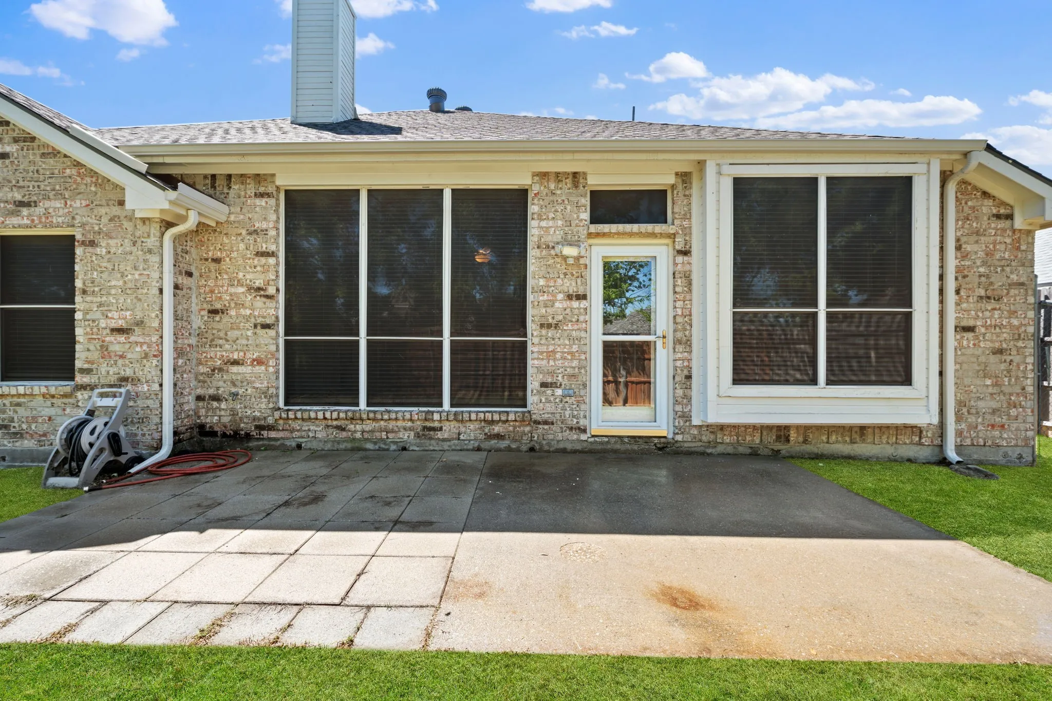 Single Family Residence For Rent in Collin County , 7512 Brookview Drive, Frisco, Texas 75034, 3 Bedroom, 2 Bathroom, 2 Garage spaces, 1,801 Sqft, built in 1997, mls#21357760, Real Estate Agent in Frisco, Homes For Rent in Collin county, Homes For Rent in Frisco, Realtor in Frisco Texas, Real Estate Brokerage Independent Realty Texas, Luminita Cordes Realtor