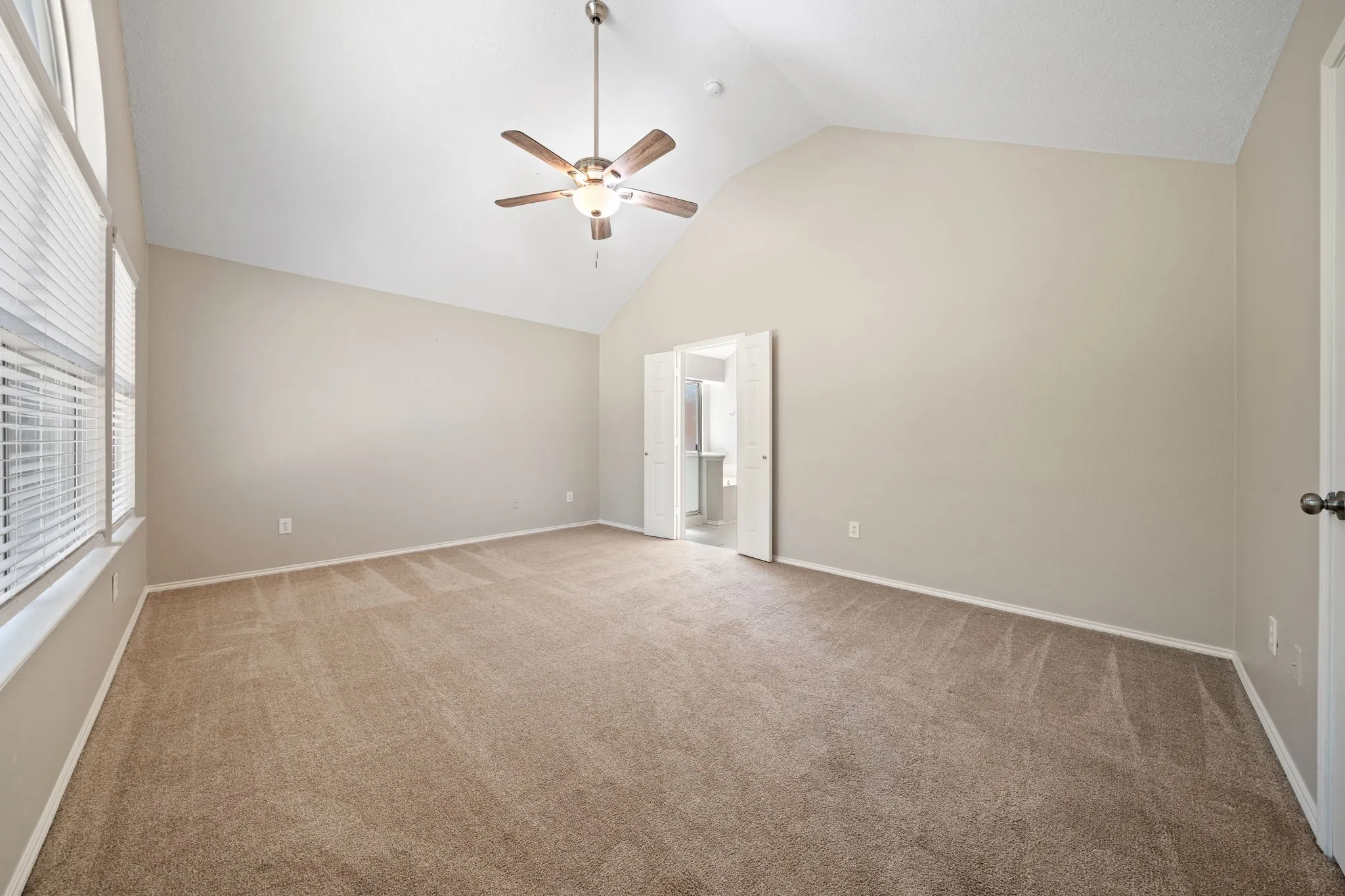 Single Family Residence For Rent in Collin County , 7512 Brookview Drive, Frisco, Texas 75034, 3 Bedroom, 2 Bathroom, 2 Garage spaces, 1,801 Sqft, built in 1997, mls#21357760, Real Estate Agent in Frisco, Homes For Rent in Collin county, Homes For Rent in Frisco, Realtor in Frisco Texas, Real Estate Brokerage Independent Realty Texas, Luminita Cordes Realtor