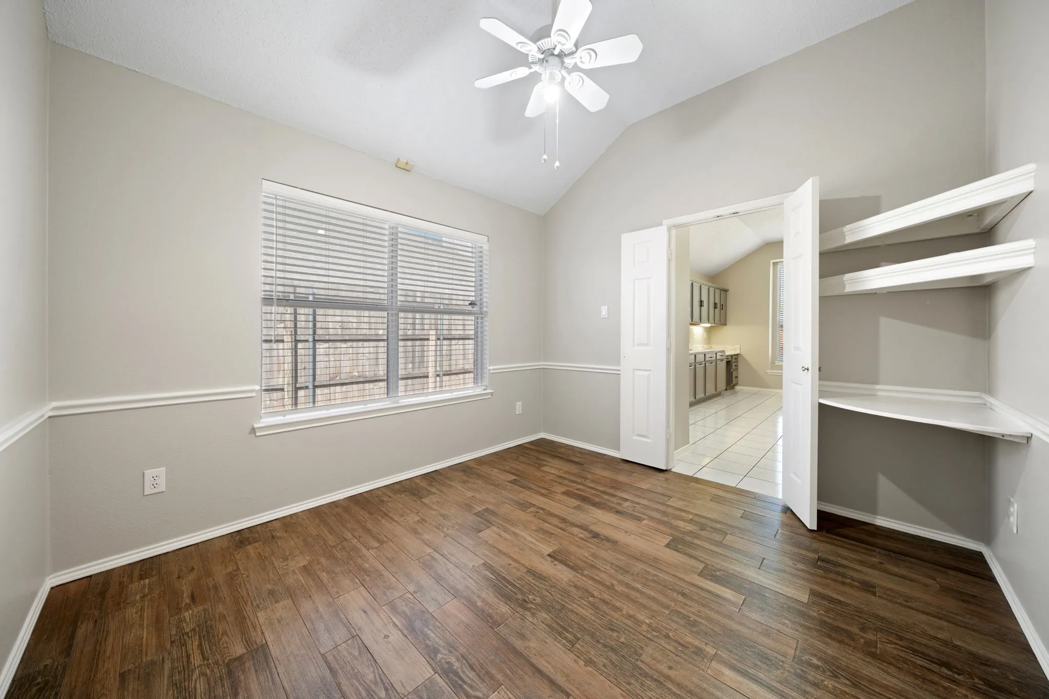 Single Family Residence For Rent in Collin County , 7512 Brookview Drive, Frisco, Texas 75034, 3 Bedroom, 2 Bathroom, 2 Garage spaces, 1,801 Sqft, built in 1997, mls#21357760, Real Estate Agent in Frisco, Homes For Rent in Collin county, Homes For Rent in Frisco, Realtor in Frisco Texas, Real Estate Brokerage Independent Realty Texas, Luminita Cordes Realtor