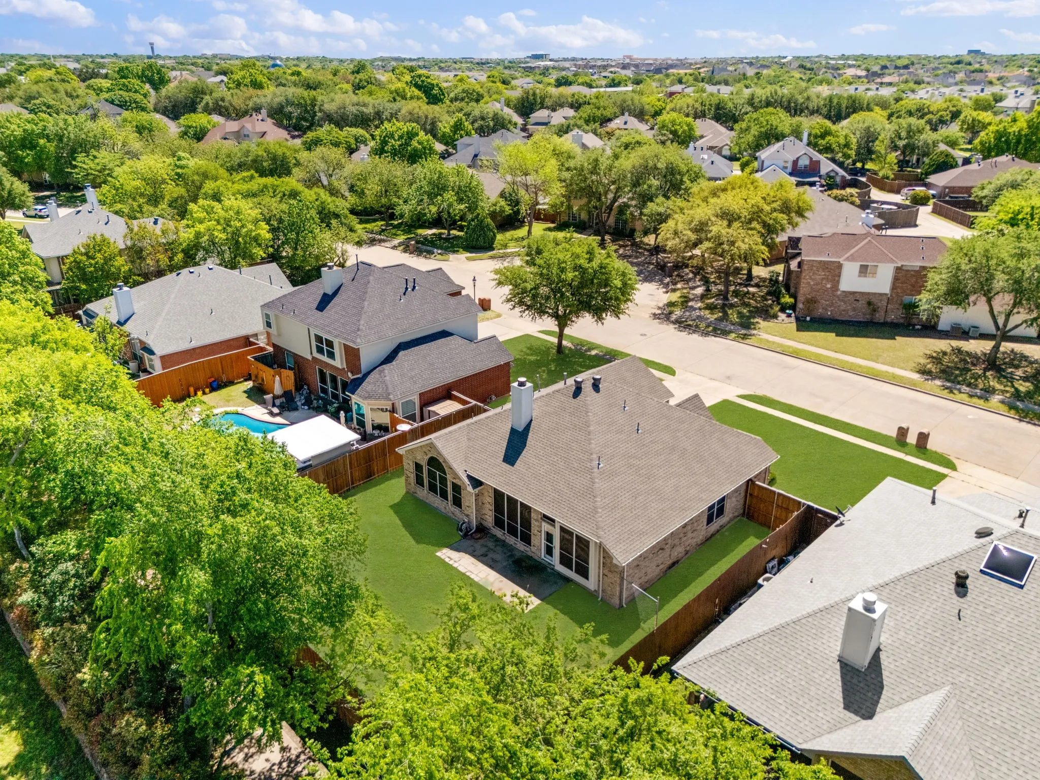 Single Family Residence For Rent in Collin County , 7512 Brookview Drive, Frisco, Texas 75034, 3 Bedroom, 2 Bathroom, 2 Garage spaces, 1,801 Sqft, built in 1997, mls#21357760, Real Estate Agent in Frisco, Homes For Rent in Collin county, Homes For Rent in Frisco, Realtor in Frisco Texas, Real Estate Brokerage Independent Realty Texas, Luminita Cordes Realtor