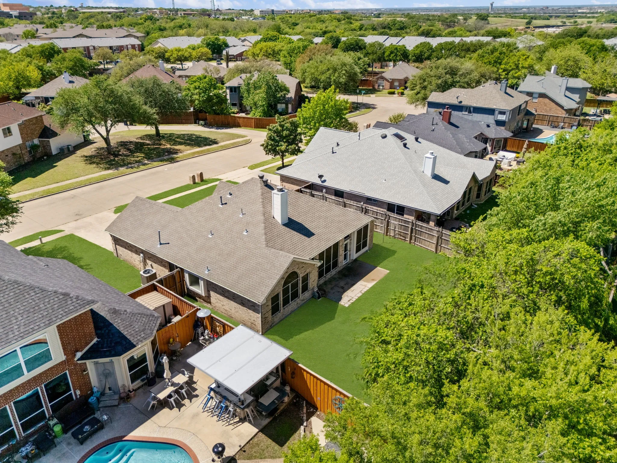Single Family Residence For Rent in Collin County , 7512 Brookview Drive, Frisco, Texas 75034, 3 Bedroom, 2 Bathroom, 2 Garage spaces, 1,801 Sqft, built in 1997, mls#21357760, Real Estate Agent in Frisco, Homes For Rent in Collin county, Homes For Rent in Frisco, Realtor in Frisco Texas, Real Estate Brokerage Independent Realty Texas, Luminita Cordes Realtor