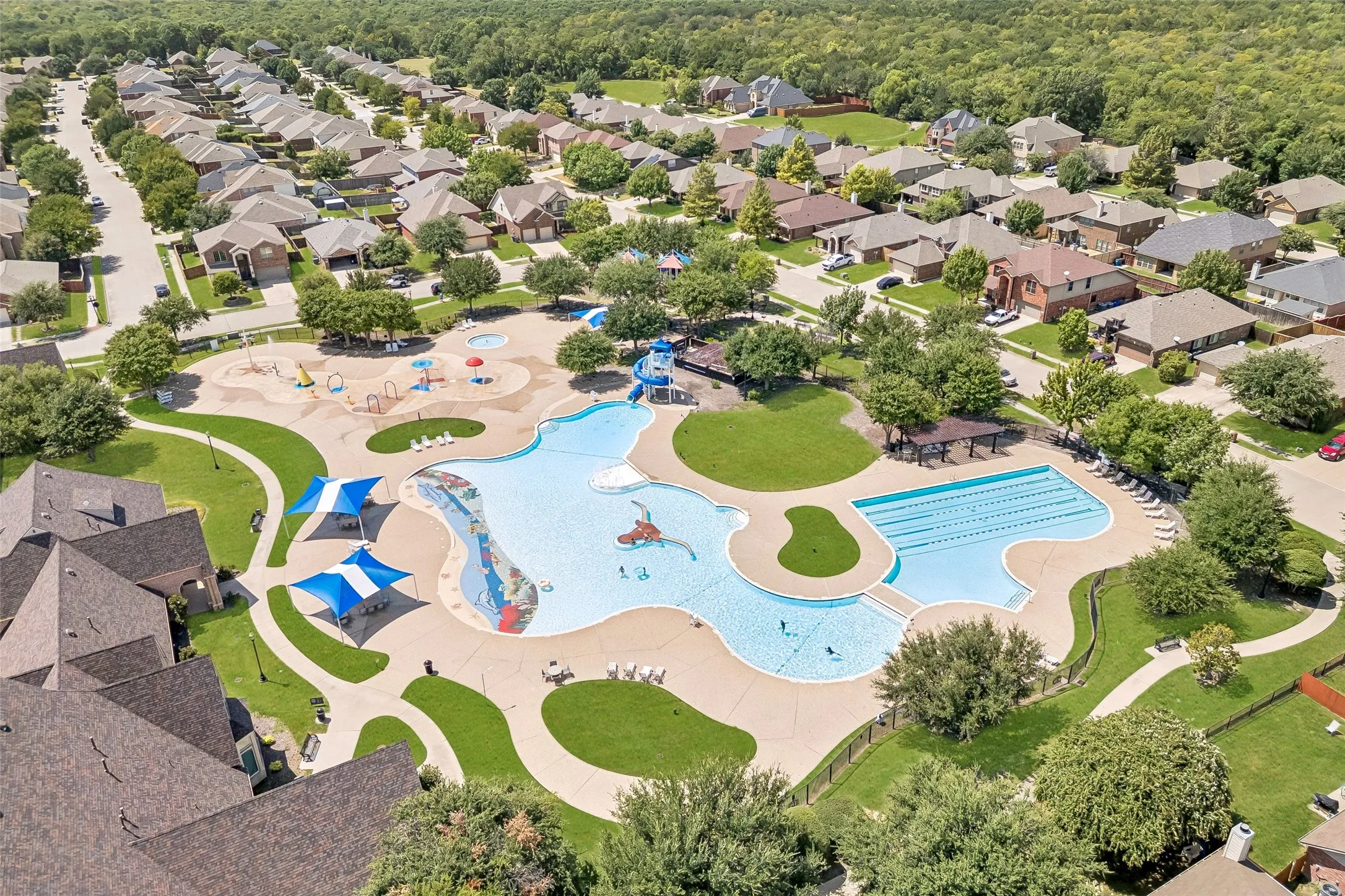 Single Family Residence For Sale in Collin County , 821 Austin Lane, Lavon, Texas 75166, 4 Bedroom, 2 Bathroom, 2 Garage spaces, 1,790 Sqft, built in 2006, mls#21350013, Real Estate Agent in Lavon, Homes For Sale in Collin county, Homes For Sale in Lavon, Realtor in Lavon Texas, Real Estate Brokerage Independent Realty Texas, Luminita Cordes Realtor