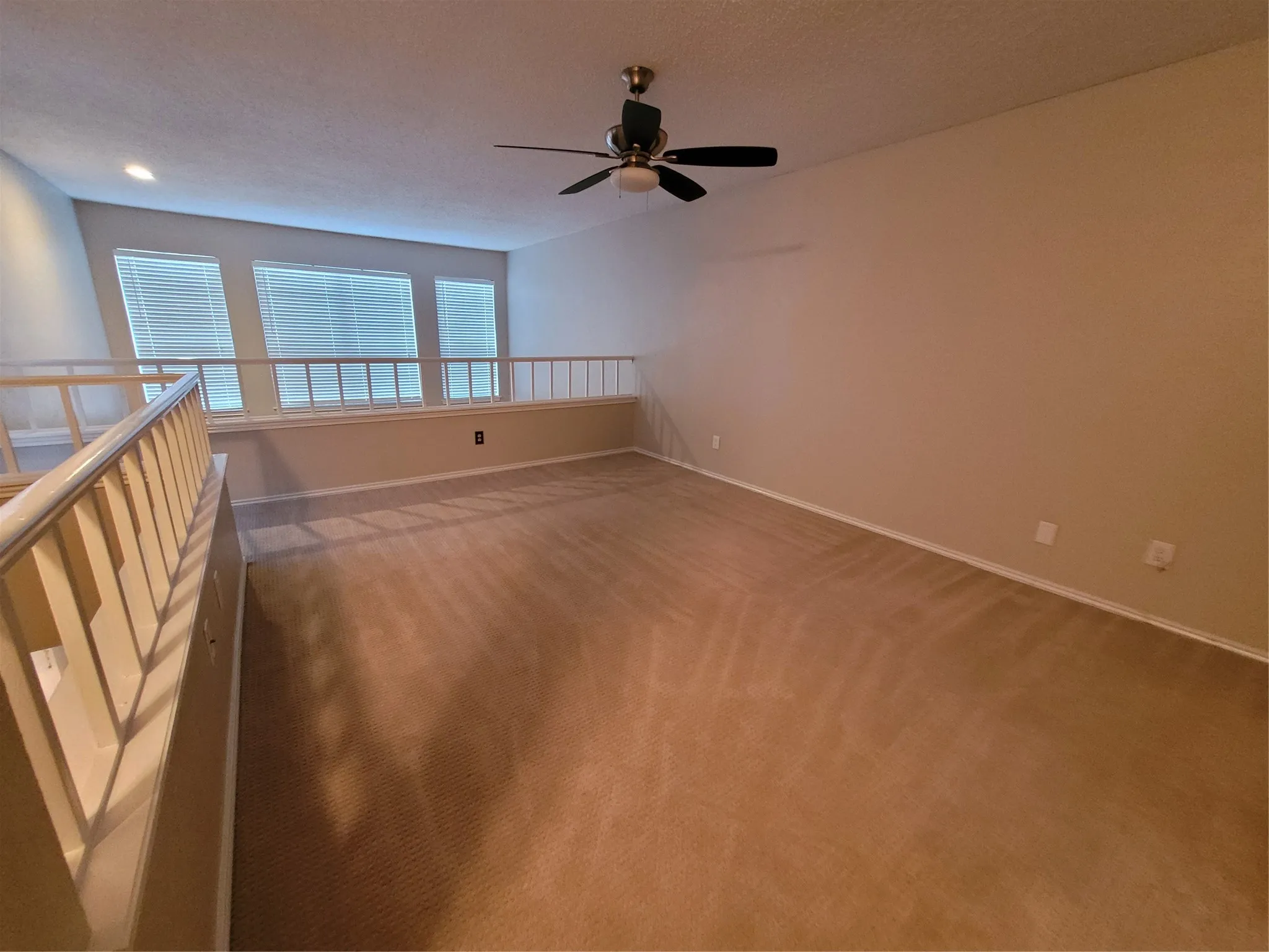 Condominium For Rent in Dallas County , 15221 Berry Trail 901, Dallas, Texas 75248, 1 Bedroom, 2 Bathroom, Garage spaces, 936 Sqft, built in 1981, mls#21358629, Real Estate Agent in Dallas, Homes For Rent in Dallas county, Homes For Rent in Dallas, Realtor in Dallas Texas, Real Estate Brokerage Independent Realty Texas, Luminita Cordes Realtor
