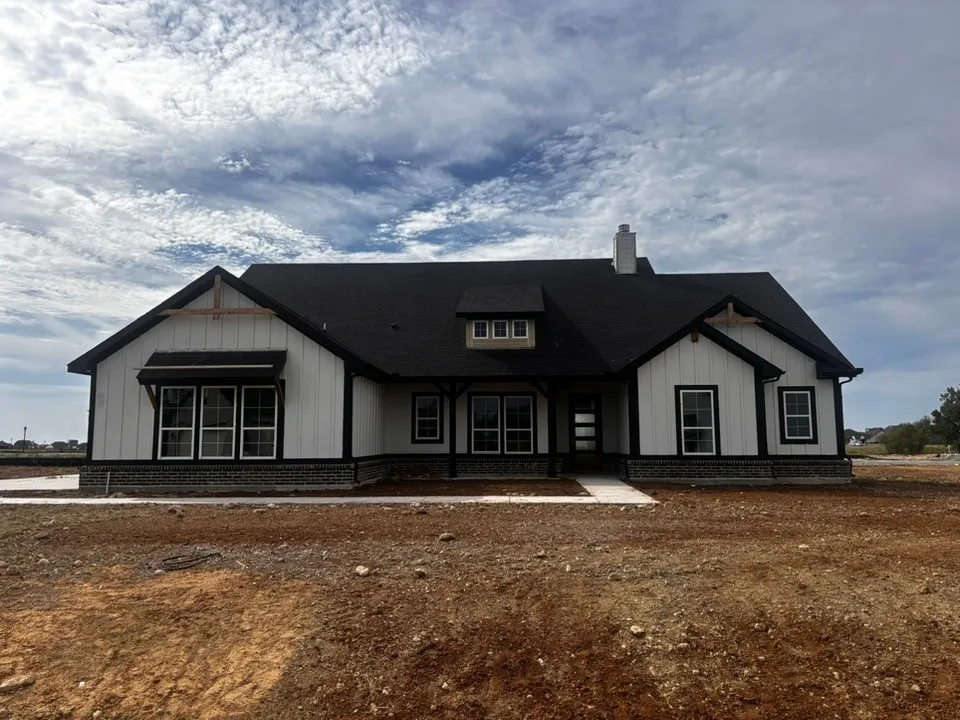 Single Family Residence For Sale in Wise County , 149 Pheasant Run Drive, New Fairview, Texas 76078, 4 Bedroom, 2 Bathroom, 3 Garage spaces, 2,483 Sqft, built in 2026, mls#21356978, Real Estate Agent in New Fairview, Homes For Sale in Wise county, Homes For Sale in New Fairview, Realtor in New Fairview Texas, Real Estate Brokerage Independent Realty Texas, Luminita Cordes Realtor
