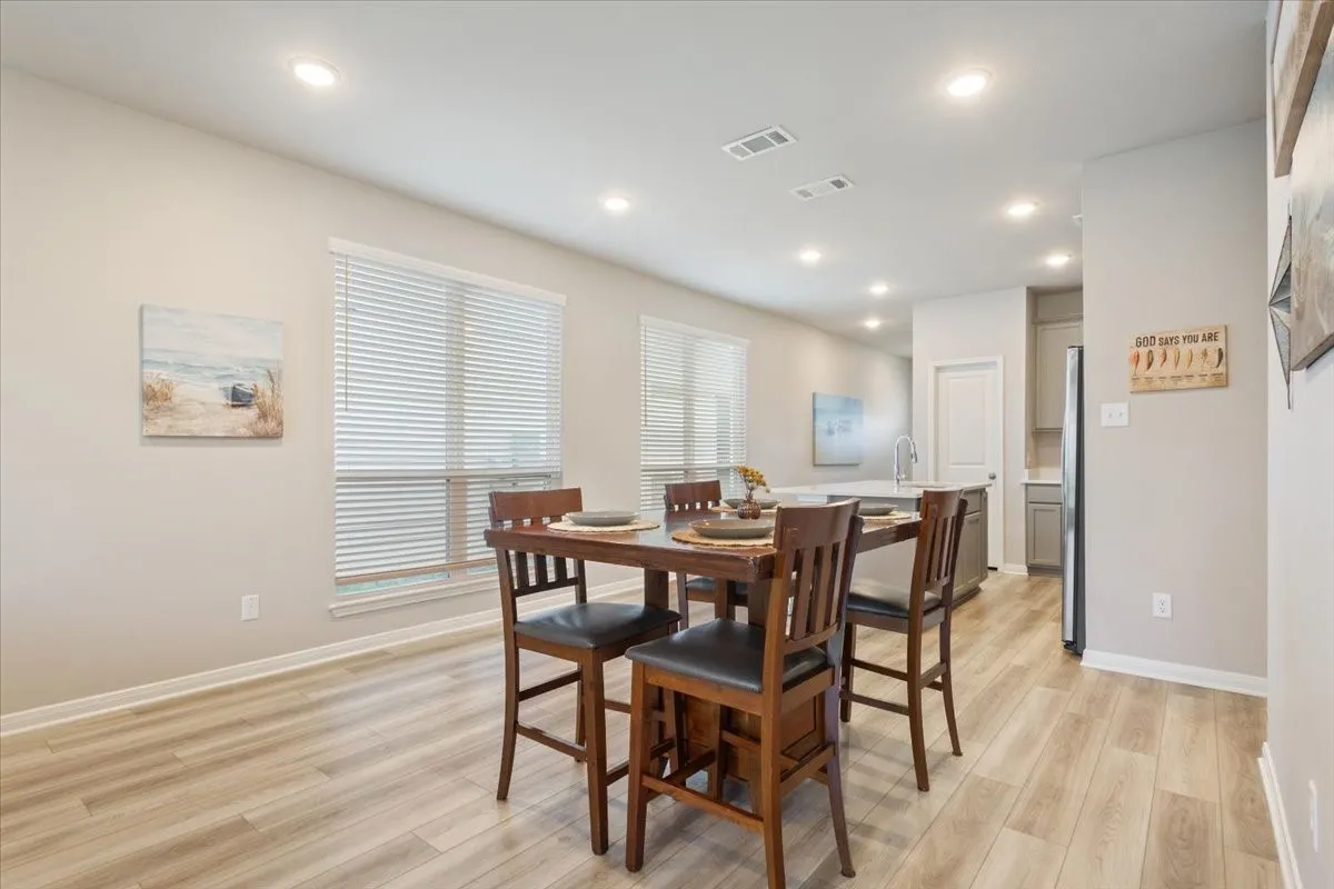 Single Family Residence For Sale in Mc Lennan County , 1525 Elise Avenue, Waco, Texas 76706, 3 Bedroom, 2 Bathroom, 2 Garage spaces, 1,458 Sqft, built in 2022, mls#21357805, Real Estate Agent in Waco, Homes For Sale in Mc Lennan county, Homes For Sale in Waco, Realtor in Waco Texas, Real Estate Brokerage Independent Realty Texas, Luminita Cordes Realtor