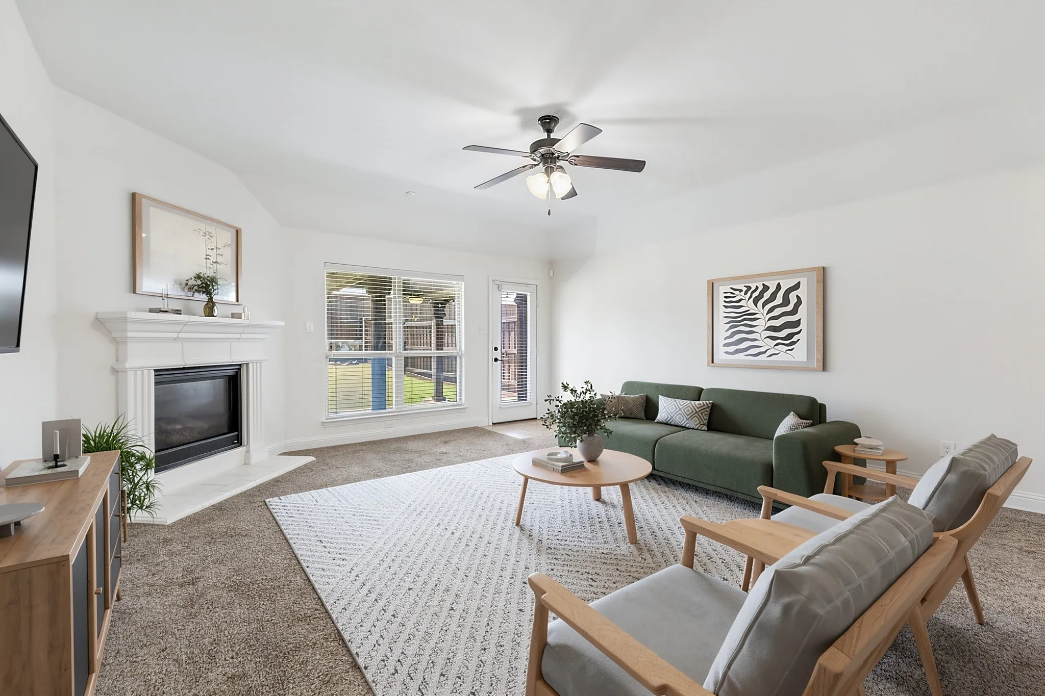Single Family Residence For Sale in Rockwall County , 157 Pleasant Hill Lane, Fate, Texas 75189, 3 Bedroom, 2 Bathroom, 2 Garage spaces, 1,872 Sqft, built in 2014, mls#21357040, Real Estate Agent in Fate, Homes For Sale in Rockwall county, Homes For Sale in Fate, Realtor in Fate Texas, Real Estate Brokerage Independent Realty Texas, Luminita Cordes Realtor