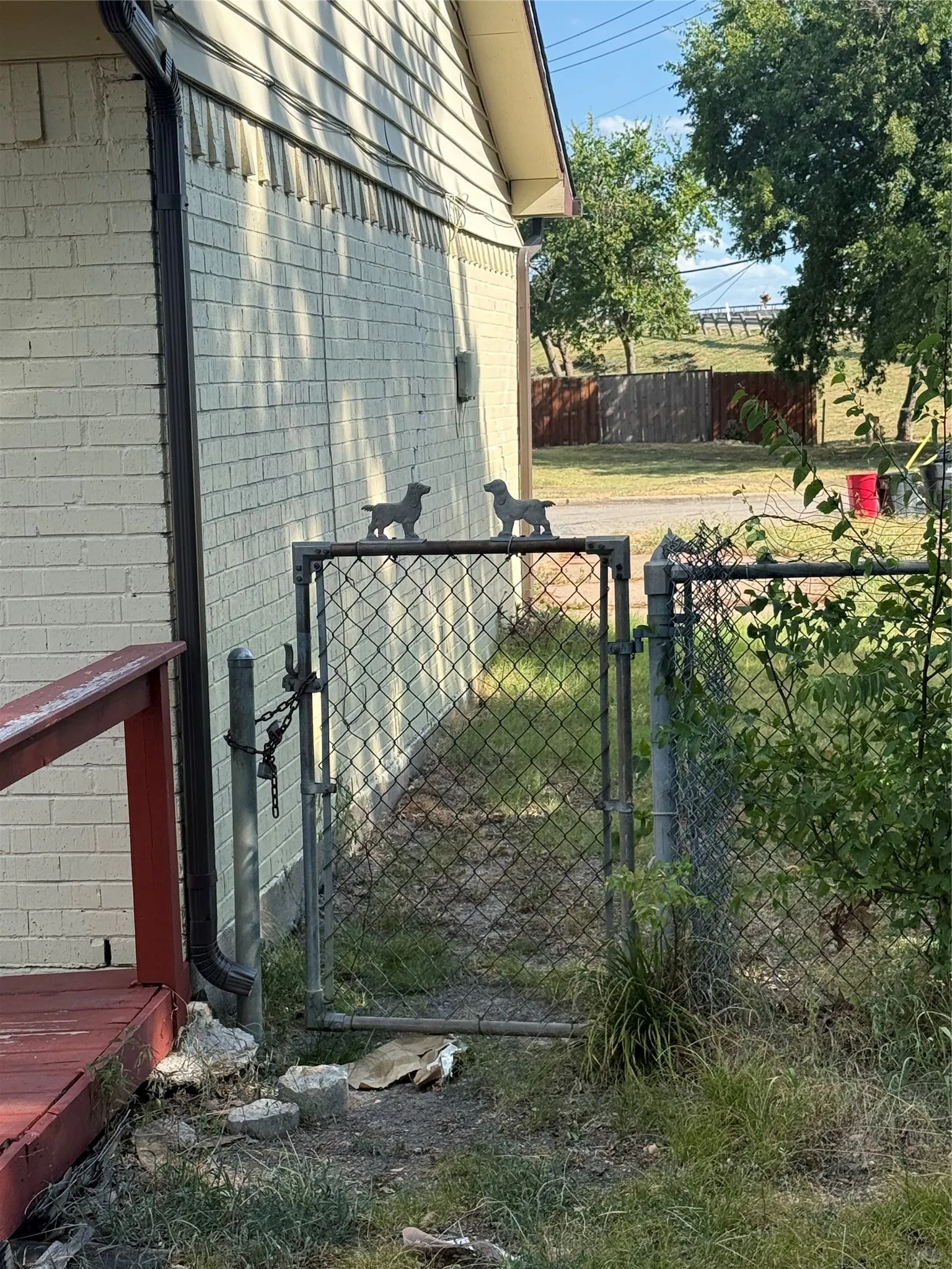 Single Family Residence For Sale in Dallas County , 3735 Susan Drive, Mesquite, Texas 75150, 3 Bedroom, 2 Bathroom, Garage spaces, 1,329 Sqft, built in 1959, mls#21358653, Real Estate Agent in Mesquite, Homes For Sale in Dallas county, Homes For Sale in Mesquite, Realtor in Mesquite Texas, Real Estate Brokerage Independent Realty Texas, Luminita Cordes Realtor