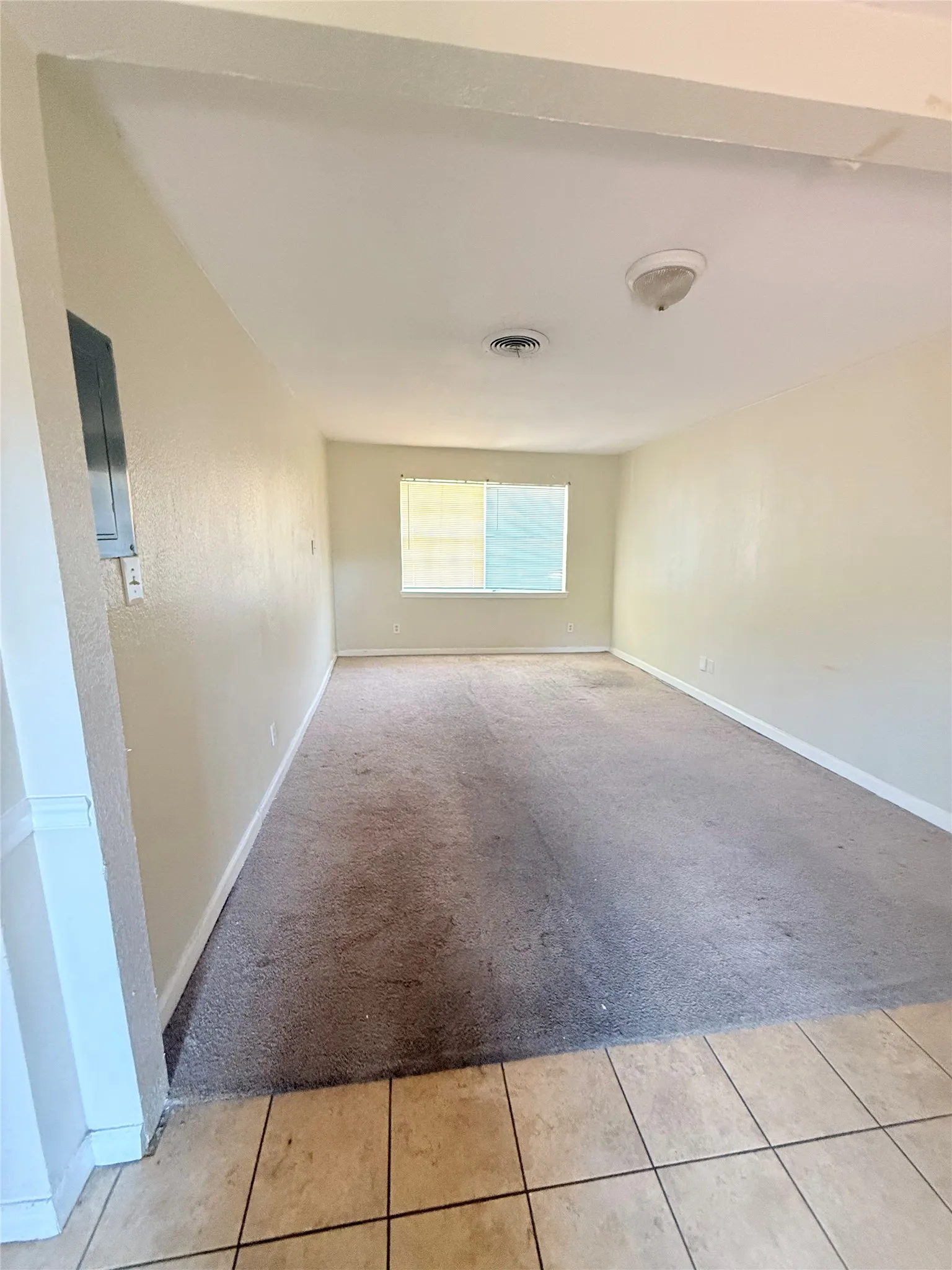 Single Family Residence For Sale in Dallas County , 3735 Susan Drive, Mesquite, Texas 75150, 3 Bedroom, 2 Bathroom, Garage spaces, 1,329 Sqft, built in 1959, mls#21358653, Real Estate Agent in Mesquite, Homes For Sale in Dallas county, Homes For Sale in Mesquite, Realtor in Mesquite Texas, Real Estate Brokerage Independent Realty Texas, Luminita Cordes Realtor