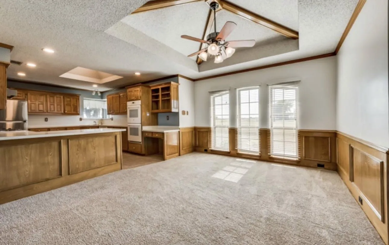 Single Family Residence For Rent in Collin County , 8110 Rawhide Road, Celina, Texas 75009, 3 Bedroom, 2 Bathroom, 2 Garage spaces, 2,218 Sqft, built in 1986, Price $3,800, mls#21358654, Real Estate Agent in Celina, Homes For Rent in Collin county, Homes For Rent in Celina, Realtor in Celina Texas, Real Estate Brokerage Independent Realty Texas, Luminita Cordes Realtor