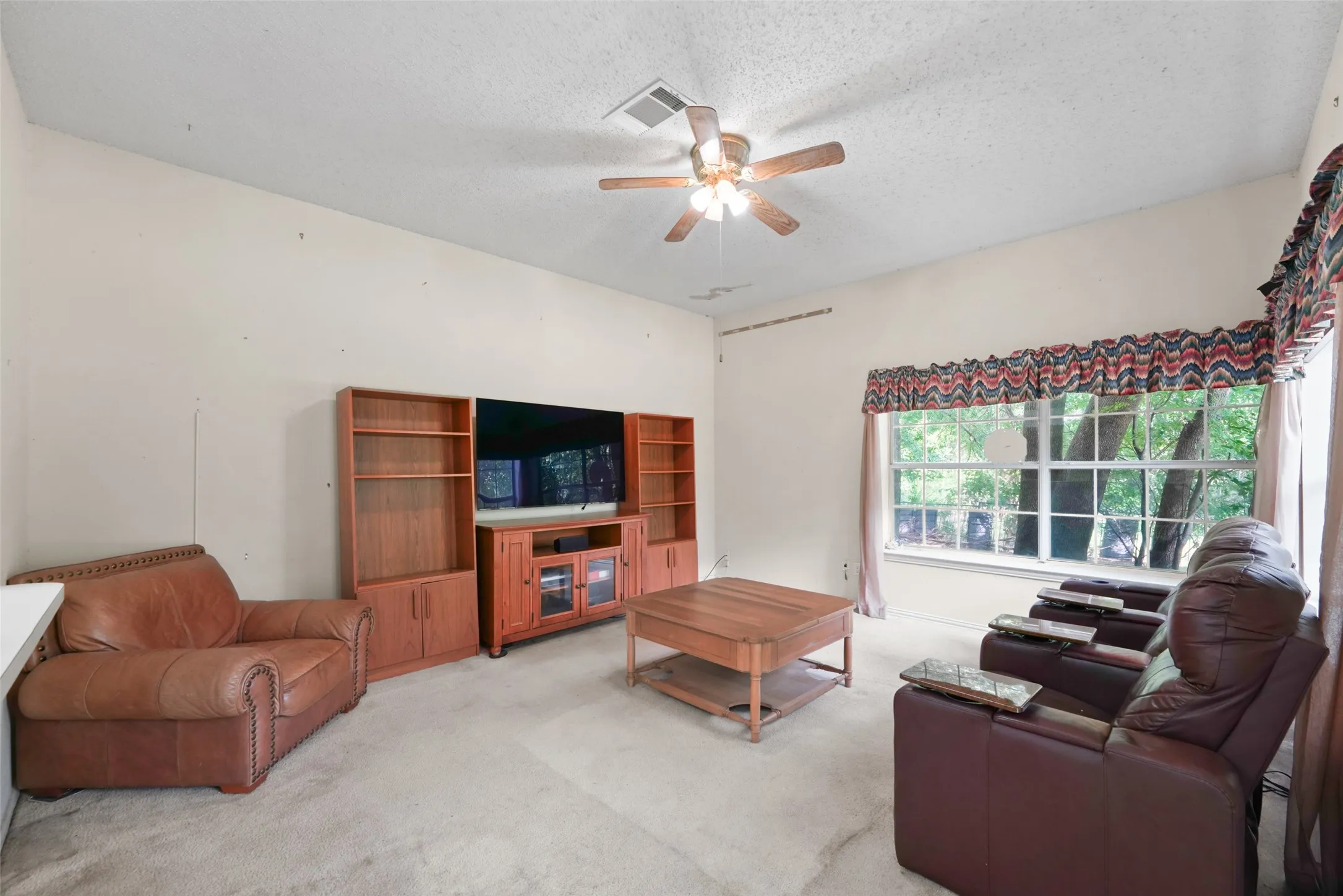 Single Family Residence For Sale in Collin County , 507 Bullingham Lane, Allen, Texas 75002, 5 Bedroom, 4 Bathroom, 2 Garage spaces, 3,024 Sqft, built in 1993, mls#21353524, Real Estate Agent in Allen, Homes For Sale in Collin county, Homes For Sale in Allen, Realtor in Allen Texas, Real Estate Brokerage Independent Realty Texas, Luminita Cordes Realtor