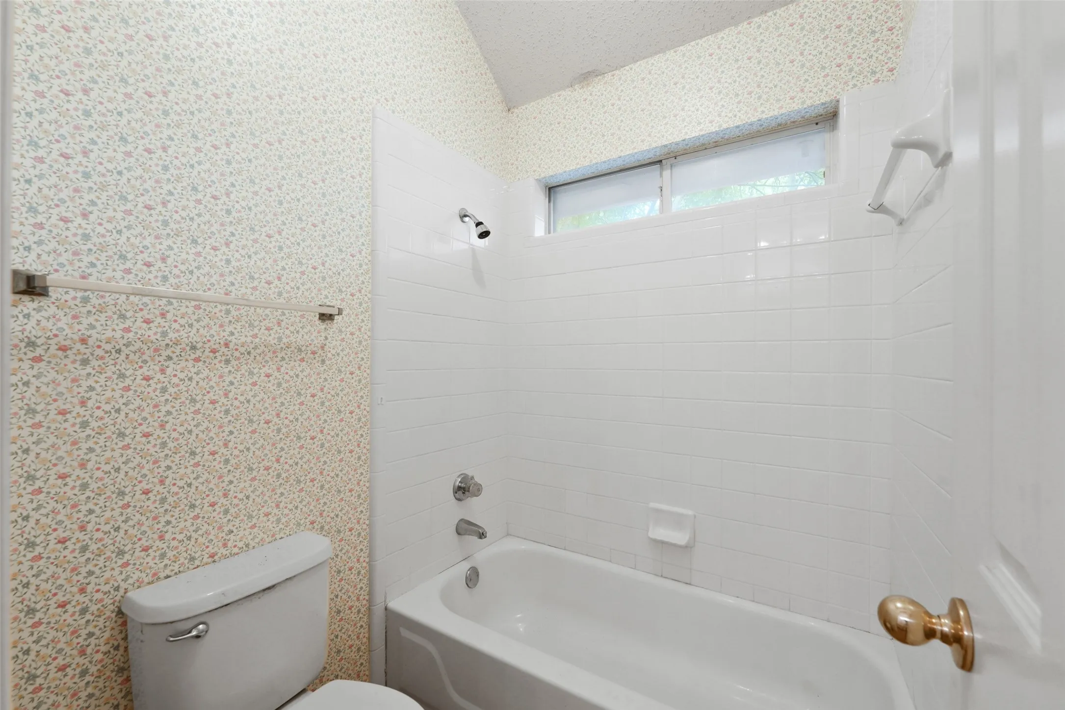 Single Family Residence For Sale in Collin County , 507 Bullingham Lane, Allen, Texas 75002, 5 Bedroom, 4 Bathroom, 2 Garage spaces, 3,024 Sqft, built in 1993, mls#21353524, Real Estate Agent in Allen, Homes For Sale in Collin county, Homes For Sale in Allen, Realtor in Allen Texas, Real Estate Brokerage Independent Realty Texas, Luminita Cordes Realtor