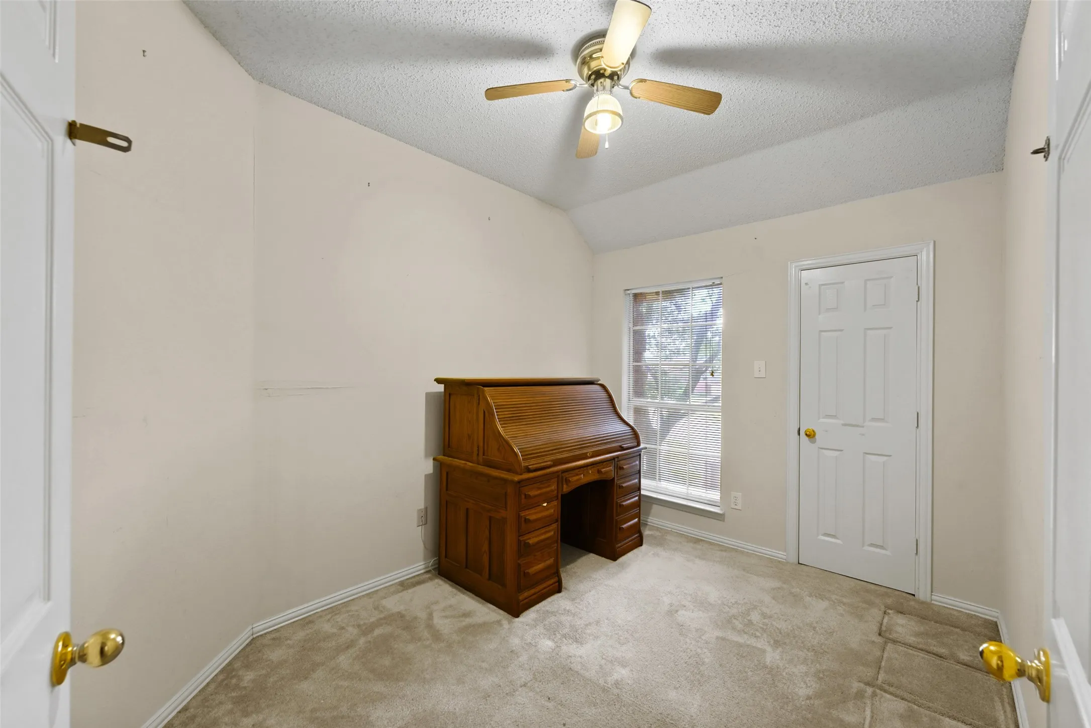 Single Family Residence For Sale in Collin County , 507 Bullingham Lane, Allen, Texas 75002, 5 Bedroom, 4 Bathroom, 2 Garage spaces, 3,024 Sqft, built in 1993, mls#21353524, Real Estate Agent in Allen, Homes For Sale in Collin county, Homes For Sale in Allen, Realtor in Allen Texas, Real Estate Brokerage Independent Realty Texas, Luminita Cordes Realtor