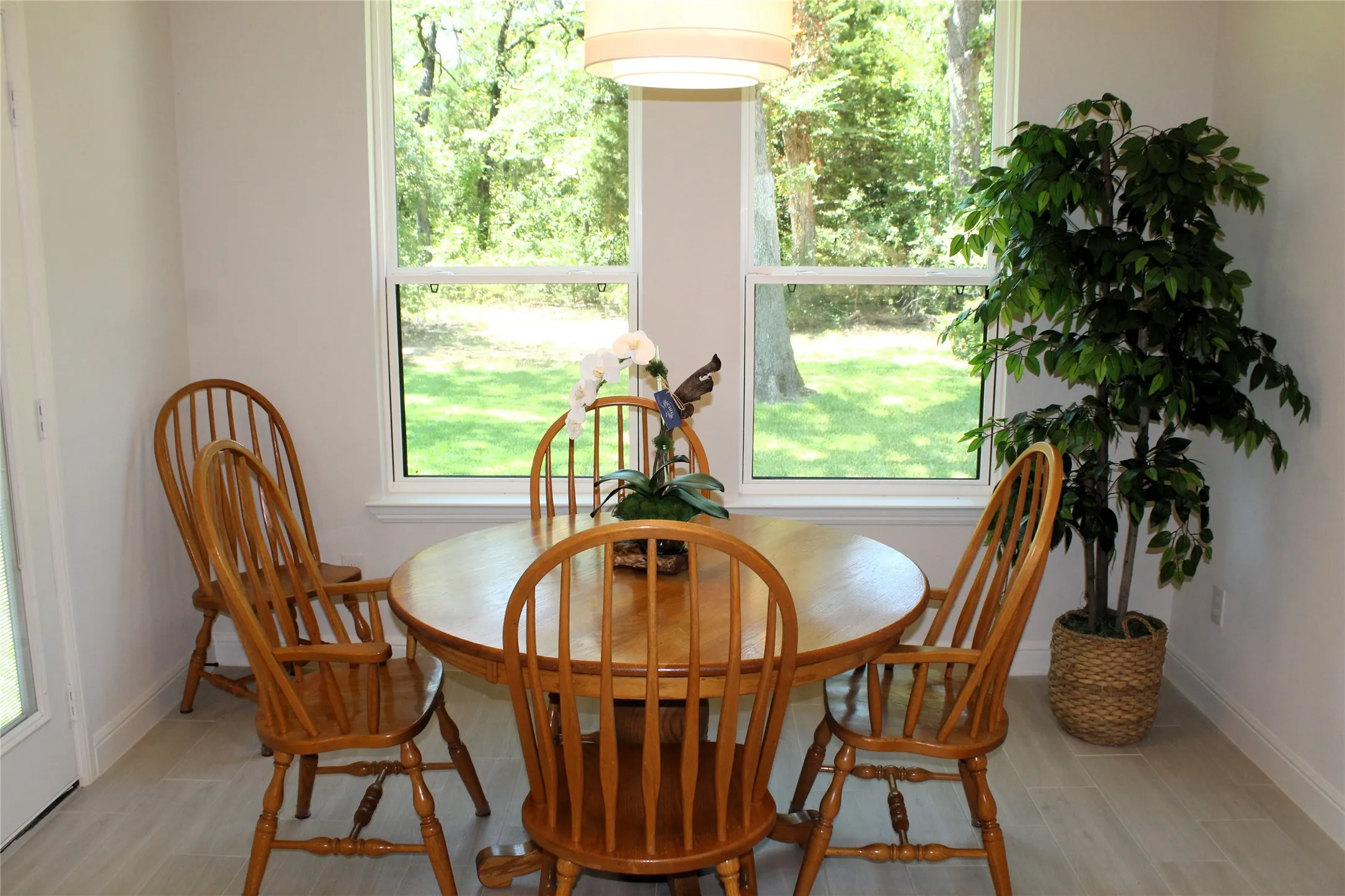 Single Family Residence For Sale in Henderson County , 207 Driftwood Drive, Trinidad, Texas 75163, 3 Bedroom, 2 Bathroom, 2 Garage spaces, 1,721 Sqft, built in 2025, mls#21358656, Real Estate Agent in Trinidad, Homes For Sale in Henderson county, Homes For Sale in Trinidad, Realtor in Trinidad Texas, Real Estate Brokerage Independent Realty Texas, Luminita Cordes Realtor
