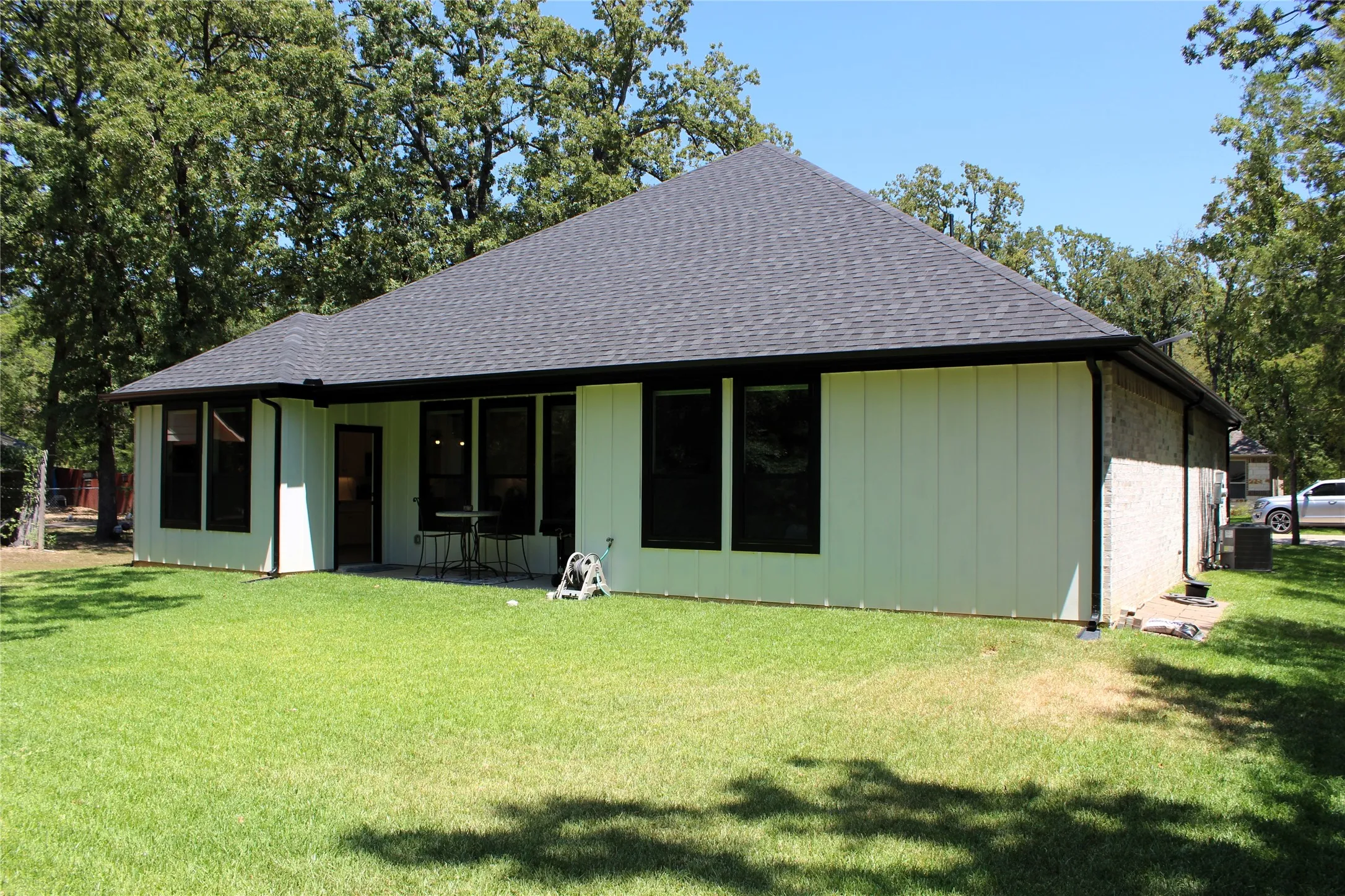 Single Family Residence For Sale in Henderson County , 207 Driftwood Drive, Trinidad, Texas 75163, 3 Bedroom, 2 Bathroom, 2 Garage spaces, 1,721 Sqft, built in 2025, mls#21358656, Real Estate Agent in Trinidad, Homes For Sale in Henderson county, Homes For Sale in Trinidad, Realtor in Trinidad Texas, Real Estate Brokerage Independent Realty Texas, Luminita Cordes Realtor