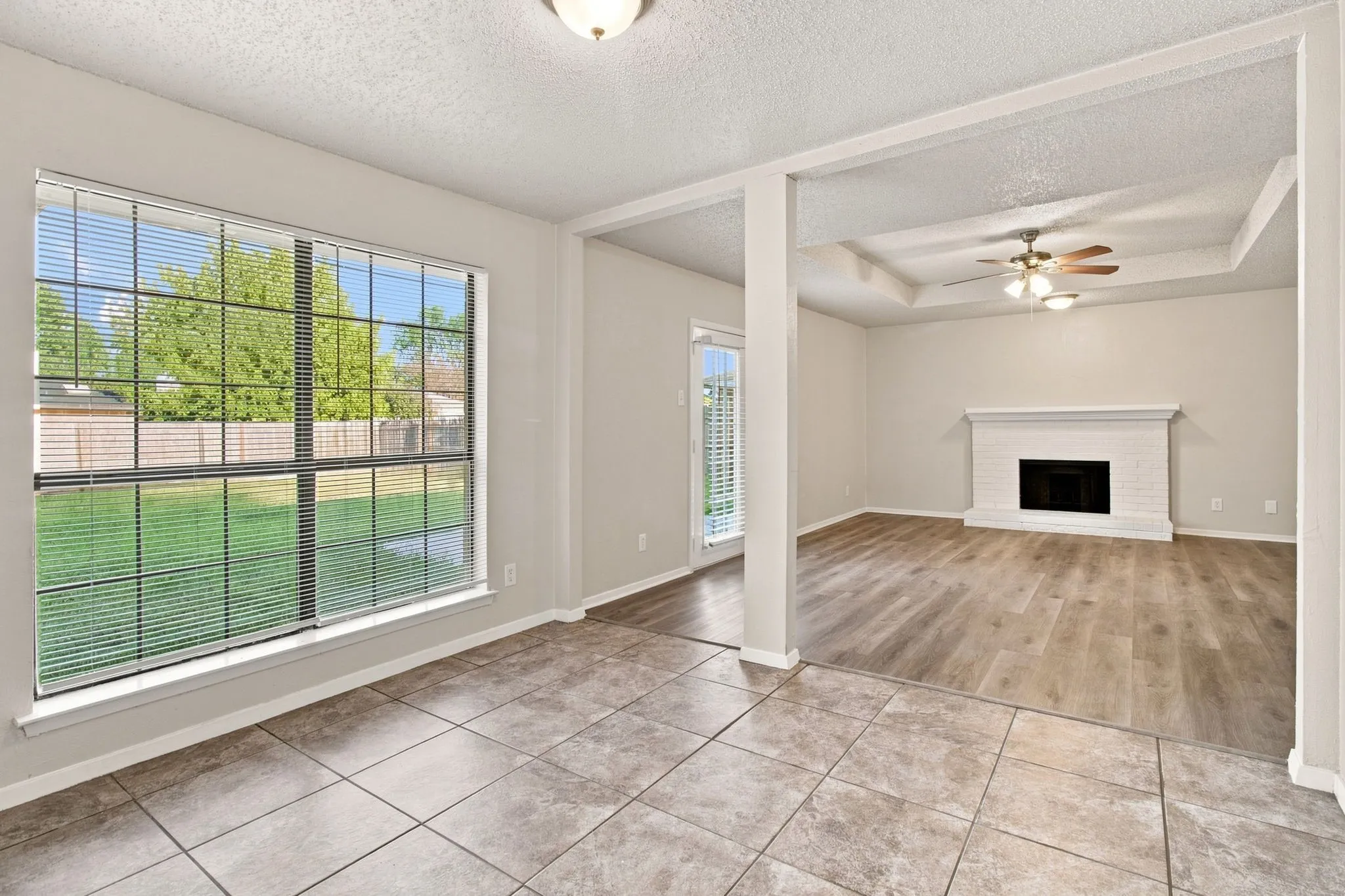 Single Family Residence For Sale in Dallas County , 2602 College Park Drive, Rowlett, Texas 75088, 3 Bedroom, 2 Bathroom, 2 Garage spaces, 1,224 Sqft, built in 1984, mls#21356447, Real Estate Agent in Rowlett, Homes For Sale in Dallas county, Homes For Sale in Rowlett, Realtor in Rowlett Texas, Real Estate Brokerage Independent Realty Texas, Luminita Cordes Realtor