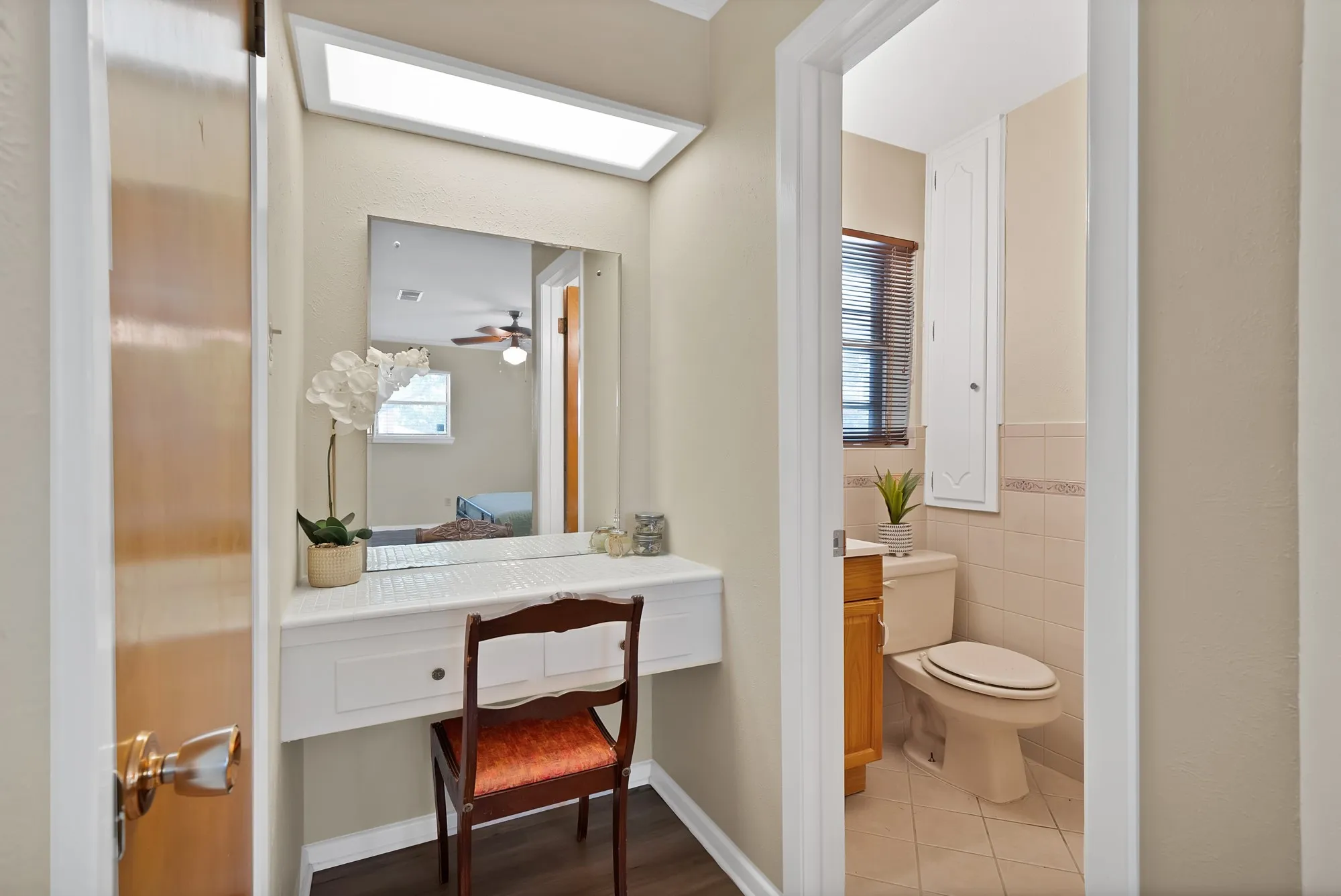 Single Family Residence For Sale in Tarrant County , 3929 Westerly Road, Benbrook, Texas 76116, 3 Bedroom, 2 Bathroom, 2 Garage spaces, 1,765 Sqft, built in 1963, mls#21358286, Real Estate Agent in Benbrook, Homes For Sale in Tarrant county, Homes For Sale in Benbrook, Realtor in Benbrook Texas, Real Estate Brokerage Independent Realty Texas, Luminita Cordes Realtor