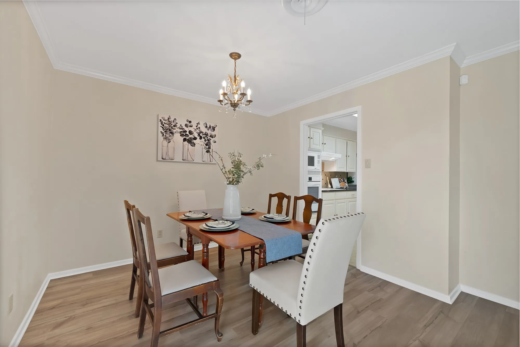 Single Family Residence For Sale in Tarrant County , 3929 Westerly Road, Benbrook, Texas 76116, 3 Bedroom, 2 Bathroom, 2 Garage spaces, 1,765 Sqft, built in 1963, mls#21358286, Real Estate Agent in Benbrook, Homes For Sale in Tarrant county, Homes For Sale in Benbrook, Realtor in Benbrook Texas, Real Estate Brokerage Independent Realty Texas, Luminita Cordes Realtor