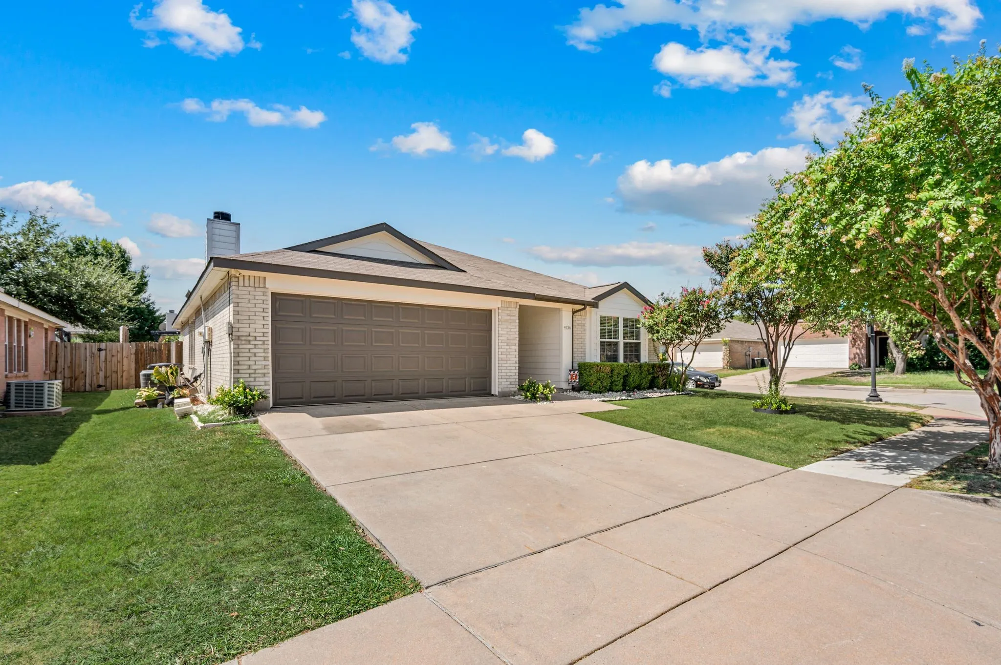 Single Family Residence For Sale in Tarrant County , 4136 Justin Drive, Fort Worth, Texas 76244, 4 Bedroom, 2 Bathroom, 2 Garage spaces, 1,917 Sqft, built in 2003, Price $375,000, mls#21356546, Real Estate Agent in Fort Worth, Homes For Sale in Tarrant county, Homes For Sale in Fort Worth, Realtor in Fort Worth Texas, Real Estate Brokerage Independent Realty Texas, Luminita Cordes Realtor