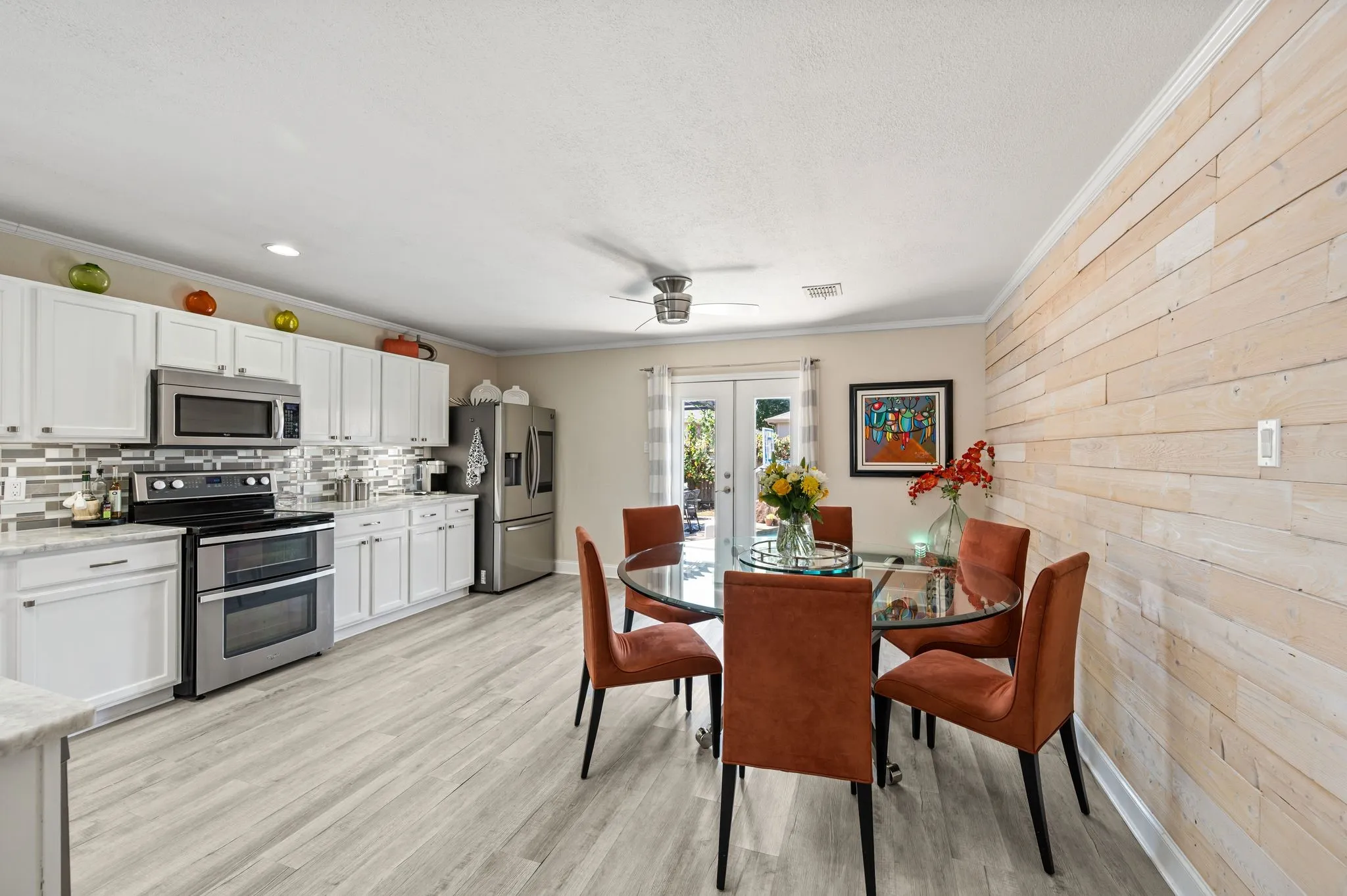 Single Family Residence For Sale in Tarrant County , 4136 Justin Drive, Fort Worth, Texas 76244, 4 Bedroom, 2 Bathroom, 2 Garage spaces, 1,917 Sqft, built in 2003, Price $375,000, mls#21356546, Real Estate Agent in Fort Worth, Homes For Sale in Tarrant county, Homes For Sale in Fort Worth, Realtor in Fort Worth Texas, Real Estate Brokerage Independent Realty Texas, Luminita Cordes Realtor