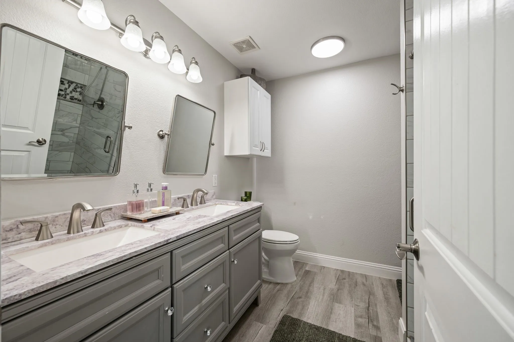 Single Family Residence For Sale in Tarrant County , 4136 Justin Drive, Fort Worth, Texas 76244, 4 Bedroom, 2 Bathroom, 2 Garage spaces, 1,917 Sqft, built in 2003, Price $375,000, mls#21356546, Real Estate Agent in Fort Worth, Homes For Sale in Tarrant county, Homes For Sale in Fort Worth, Realtor in Fort Worth Texas, Real Estate Brokerage Independent Realty Texas, Luminita Cordes Realtor