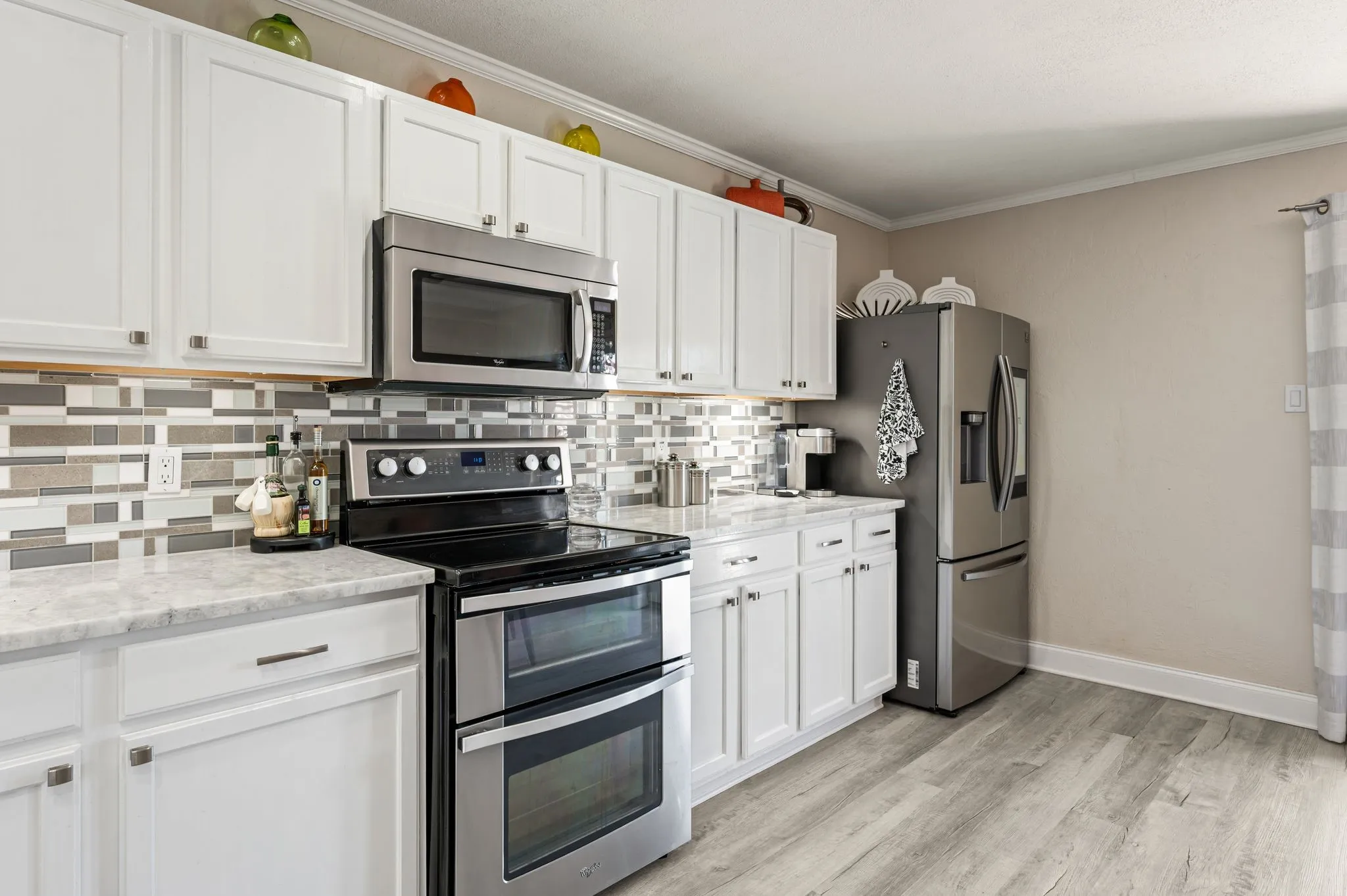 Single Family Residence For Sale in Tarrant County , 4136 Justin Drive, Fort Worth, Texas 76244, 4 Bedroom, 2 Bathroom, 2 Garage spaces, 1,917 Sqft, built in 2003, Price $375,000, mls#21356546, Real Estate Agent in Fort Worth, Homes For Sale in Tarrant county, Homes For Sale in Fort Worth, Realtor in Fort Worth Texas, Real Estate Brokerage Independent Realty Texas, Luminita Cordes Realtor