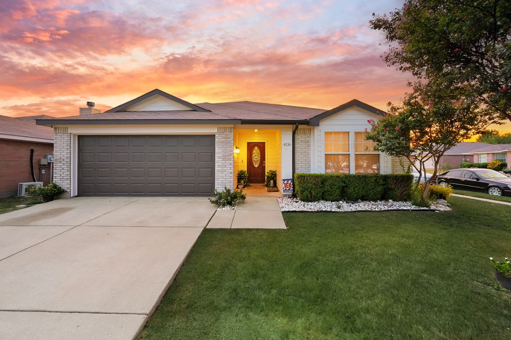 Single Family Residence For Sale in Tarrant County , 4136 Justin Drive, Fort Worth, Texas 76244, 4 Bedroom, 2 Bathroom, 2 Garage spaces, 1,917 Sqft, built in 2003, Price $375,000, mls#21356546, Real Estate Agent in Fort Worth, Homes For Sale in Tarrant county, Homes For Sale in Fort Worth, Realtor in Fort Worth Texas, Real Estate Brokerage Independent Realty Texas, Luminita Cordes Realtor