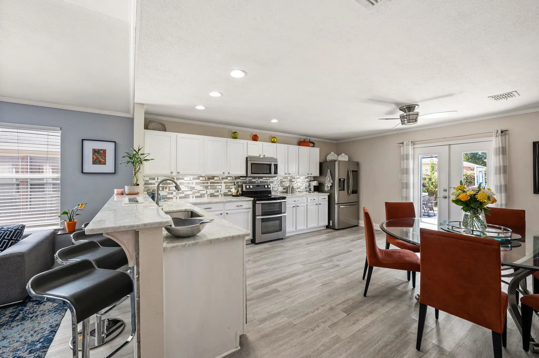 Single Family Residence For Sale in Tarrant County , 4136 Justin Drive, Fort Worth, Texas 76244, 4 Bedroom, 2 Bathroom, 2 Garage spaces, 1,917 Sqft, built in 2003, Price $375,000, mls#21356546, Real Estate Agent in Fort Worth, Homes For Sale in Tarrant county, Homes For Sale in Fort Worth, Realtor in Fort Worth Texas, Real Estate Brokerage Independent Realty Texas, Luminita Cordes Realtor