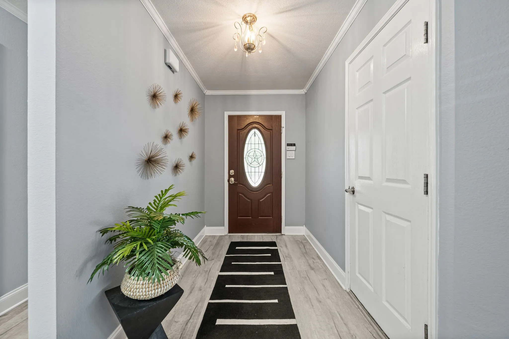 Single Family Residence For Sale in Tarrant County , 4136 Justin Drive, Fort Worth, Texas 76244, 4 Bedroom, 2 Bathroom, 2 Garage spaces, 1,917 Sqft, built in 2003, Price $375,000, mls#21356546, Real Estate Agent in Fort Worth, Homes For Sale in Tarrant county, Homes For Sale in Fort Worth, Realtor in Fort Worth Texas, Real Estate Brokerage Independent Realty Texas, Luminita Cordes Realtor