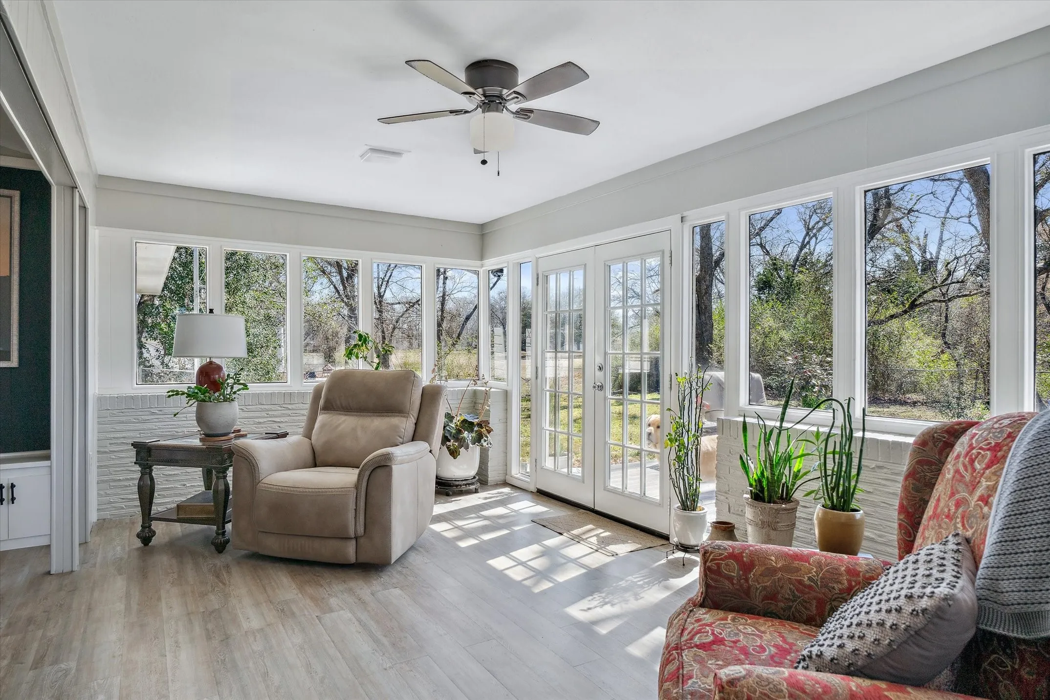 Single Family Residence For Sale in Van Zandt County , 103 Brandon, Edgewood, Texas 75117, 3 Bedroom, 2 Bathroom, 2 Garage spaces, 2,443 Sqft, built in 1965, mls#21358663, Real Estate Agent in Edgewood, Homes For Sale in Van Zandt county, Homes For Sale in Edgewood, Realtor in Edgewood Texas, Real Estate Brokerage Independent Realty Texas, Luminita Cordes Realtor