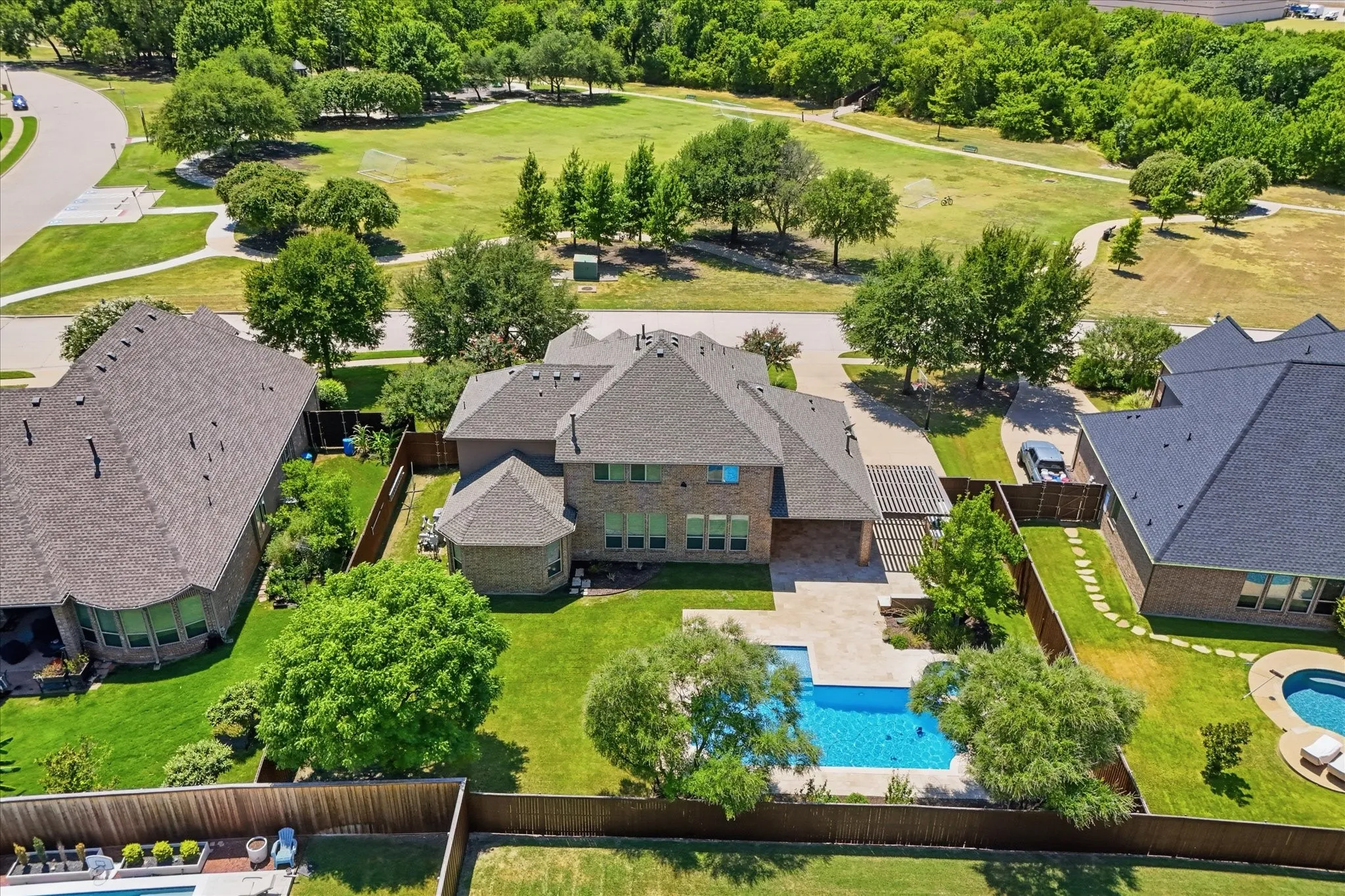 Single Family Residence For Sale in Collin County , 425 Waters Edge Way, Murphy, Texas 75094, 4 Bedroom, 4 Bathroom, 3 Garage spaces, 3,836 Sqft, built in 2012, mls#21356638, Real Estate Agent in Murphy, Homes For Sale in Collin county, Homes For Sale in Murphy, Realtor in Murphy Texas, Real Estate Brokerage Independent Realty Texas, Luminita Cordes Realtor