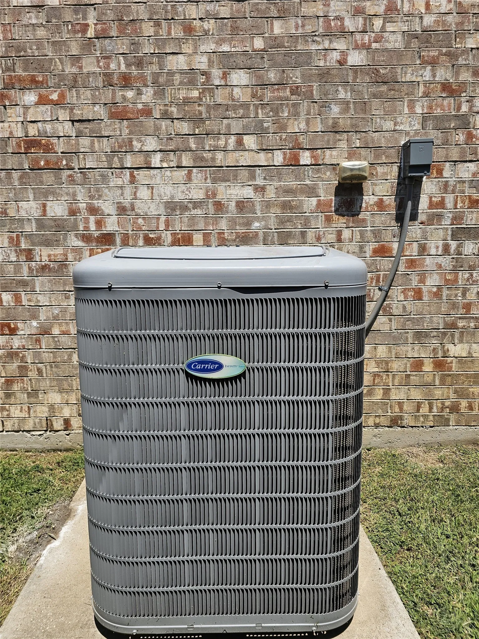 HVAC replaced Dec 2023!
