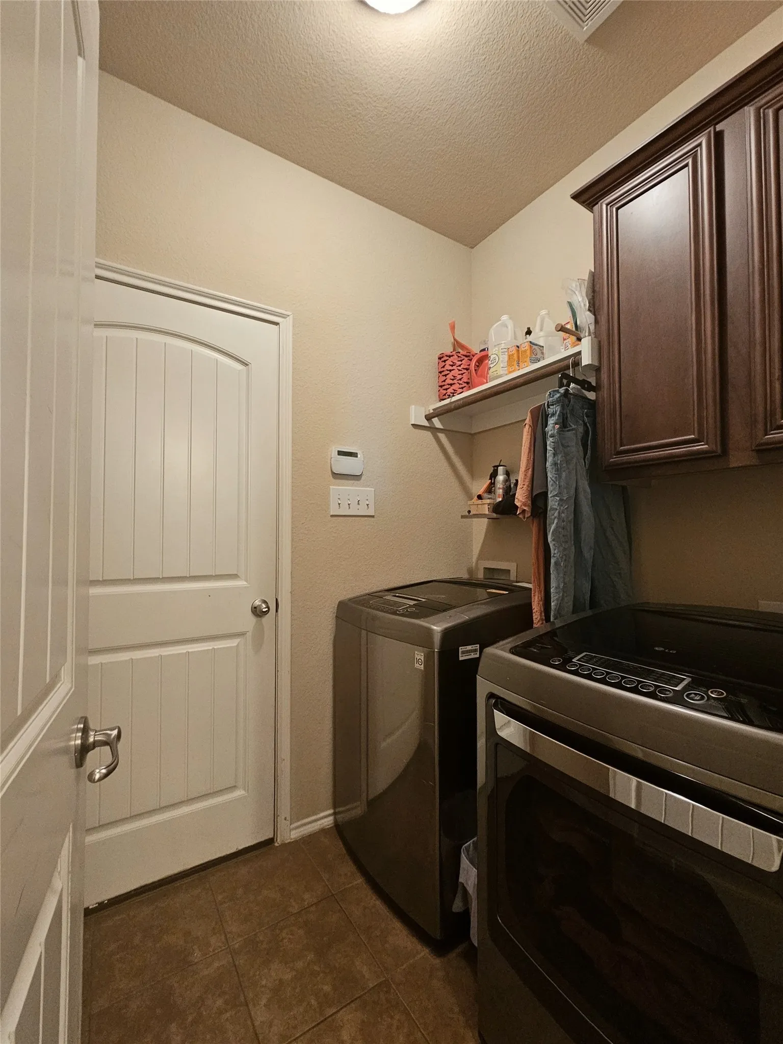 Single Family Residence For Sale in Collin County , 1017 Meadow Green Court, Princeton, Texas 75407, 4 Bedroom, 3 Bathroom, 2 Garage spaces, 2,303 Sqft, built in 2011, mls#21358621, Real Estate Agent in Princeton, Homes For Sale in Collin county, Homes For Sale in Princeton, Realtor in Princeton Texas, Real Estate Brokerage Independent Realty Texas, Luminita Cordes Realtor