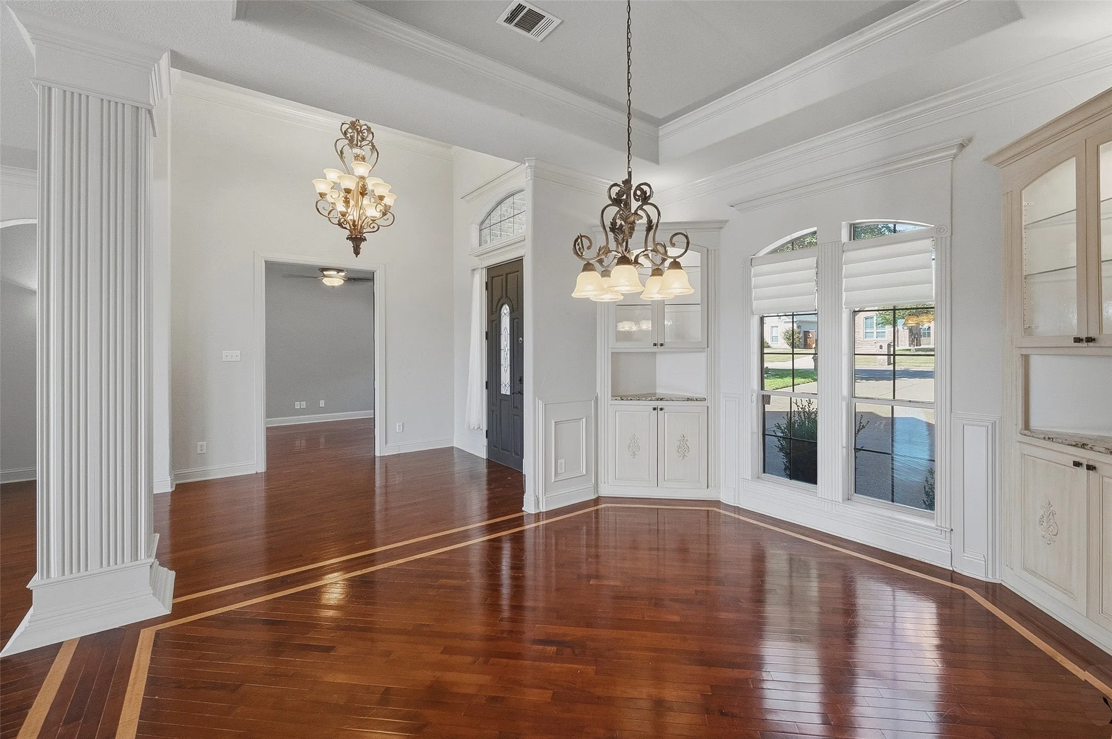 Formal dining
