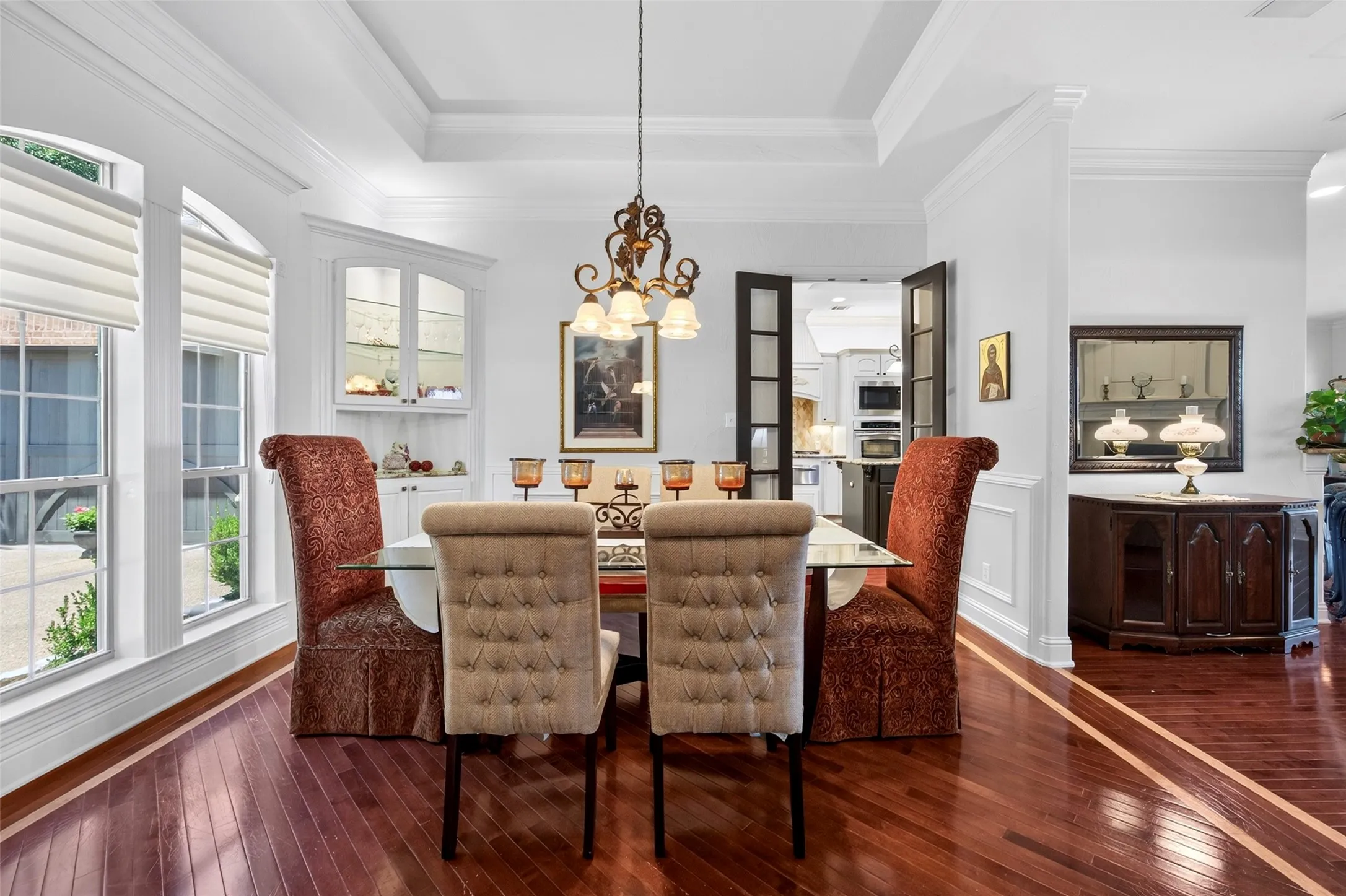 Formal dining