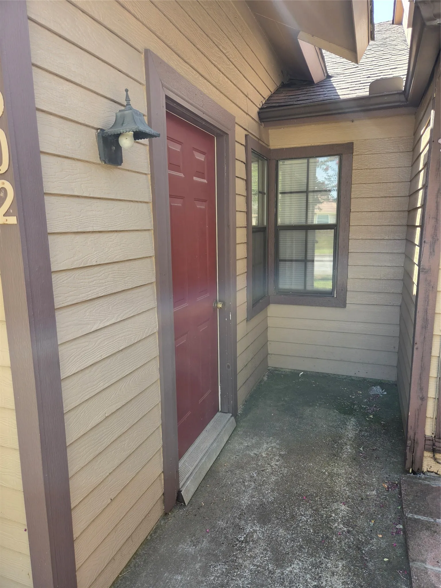 Single Family Residence For Sale in Tarrant County , 2502 E Timberview Lane, Arlington, Texas 76014, 2 Bedroom, 2 Bathroom, Garage spaces, 1,162 Sqft, built in 1982, mls#21357468, Real Estate Agent in Arlington, Homes For Sale in Tarrant county, Homes For Sale in Arlington, Realtor in Arlington Texas, Real Estate Brokerage Independent Realty Texas, Luminita Cordes Realtor