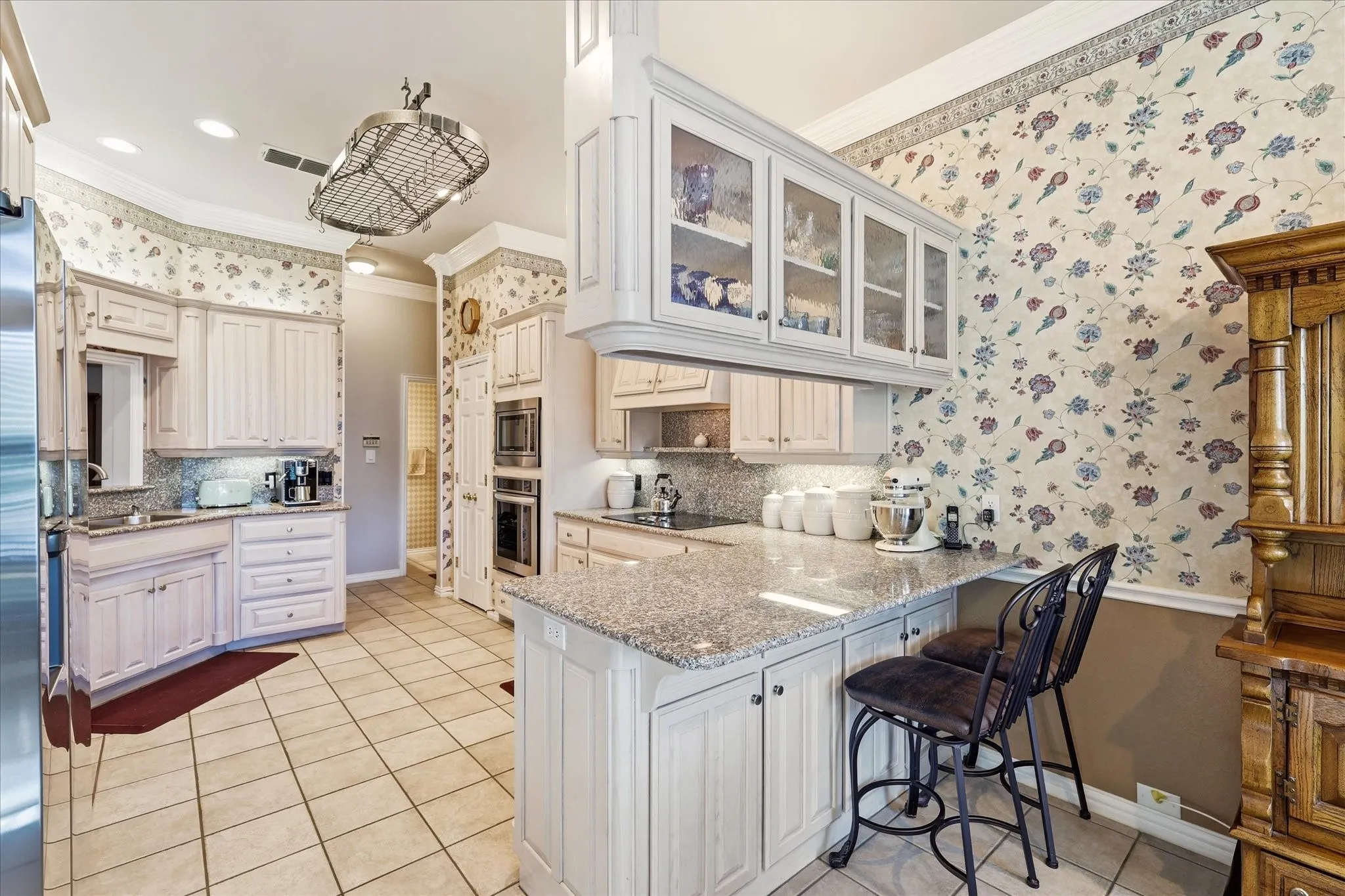 Single Family Residence For Sale in Parker County , 144 Saddle Brook Drive, Hudson Oaks, Texas 76087, 4 Bedroom, 3 Bathroom, 3 Garage spaces, 2,339 Sqft, built in 1997, mls#21356858, Real Estate Agent in Hudson Oaks, Homes For Sale in Parker county, Homes For Sale in Hudson Oaks, Realtor in Hudson Oaks Texas, Real Estate Brokerage Independent Realty Texas, Luminita Cordes Realtor