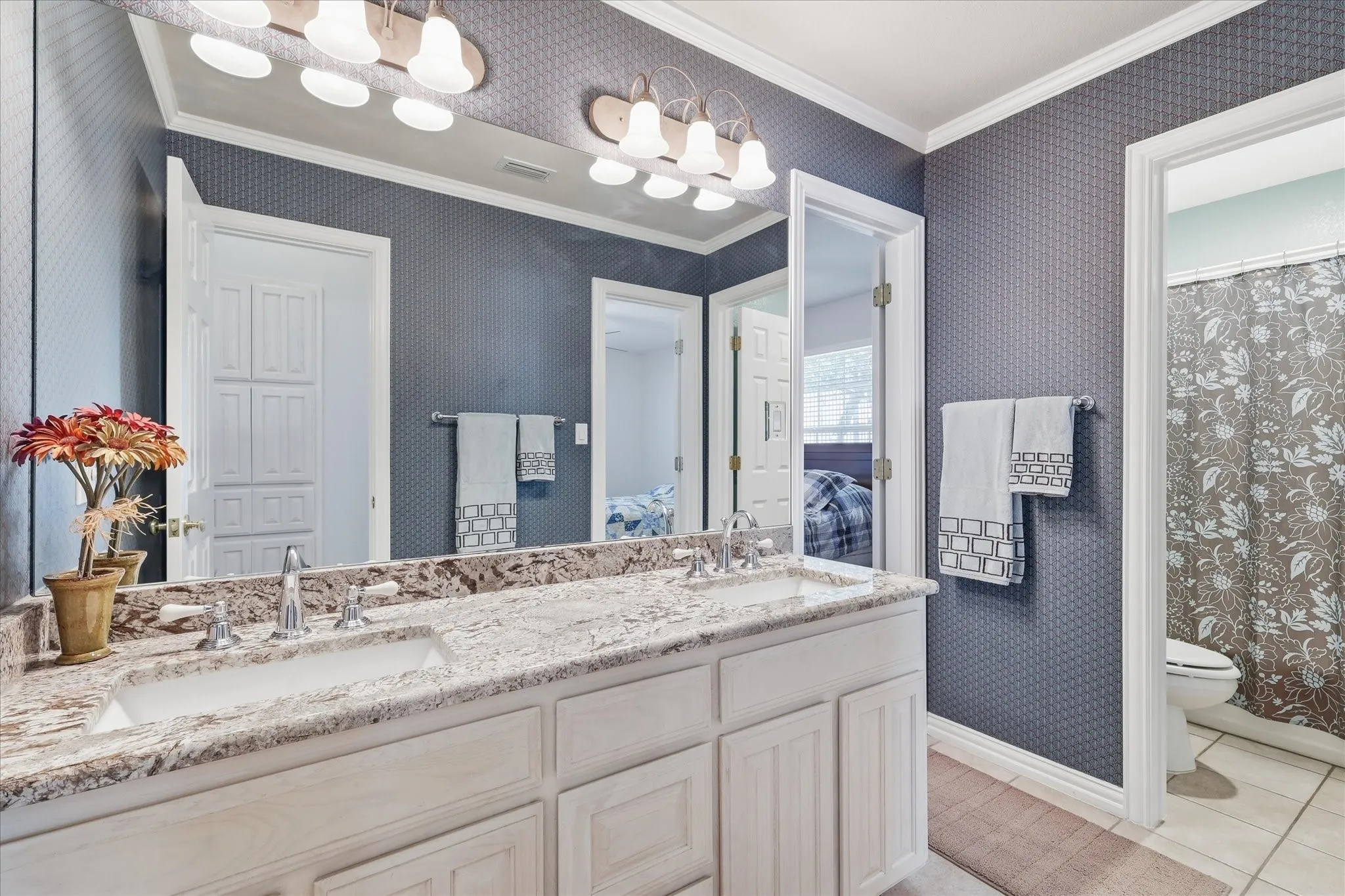 Single Family Residence For Sale in Parker County , 144 Saddle Brook Drive, Hudson Oaks, Texas 76087, 4 Bedroom, 3 Bathroom, 3 Garage spaces, 2,339 Sqft, built in 1997, mls#21356858, Real Estate Agent in Hudson Oaks, Homes For Sale in Parker county, Homes For Sale in Hudson Oaks, Realtor in Hudson Oaks Texas, Real Estate Brokerage Independent Realty Texas, Luminita Cordes Realtor