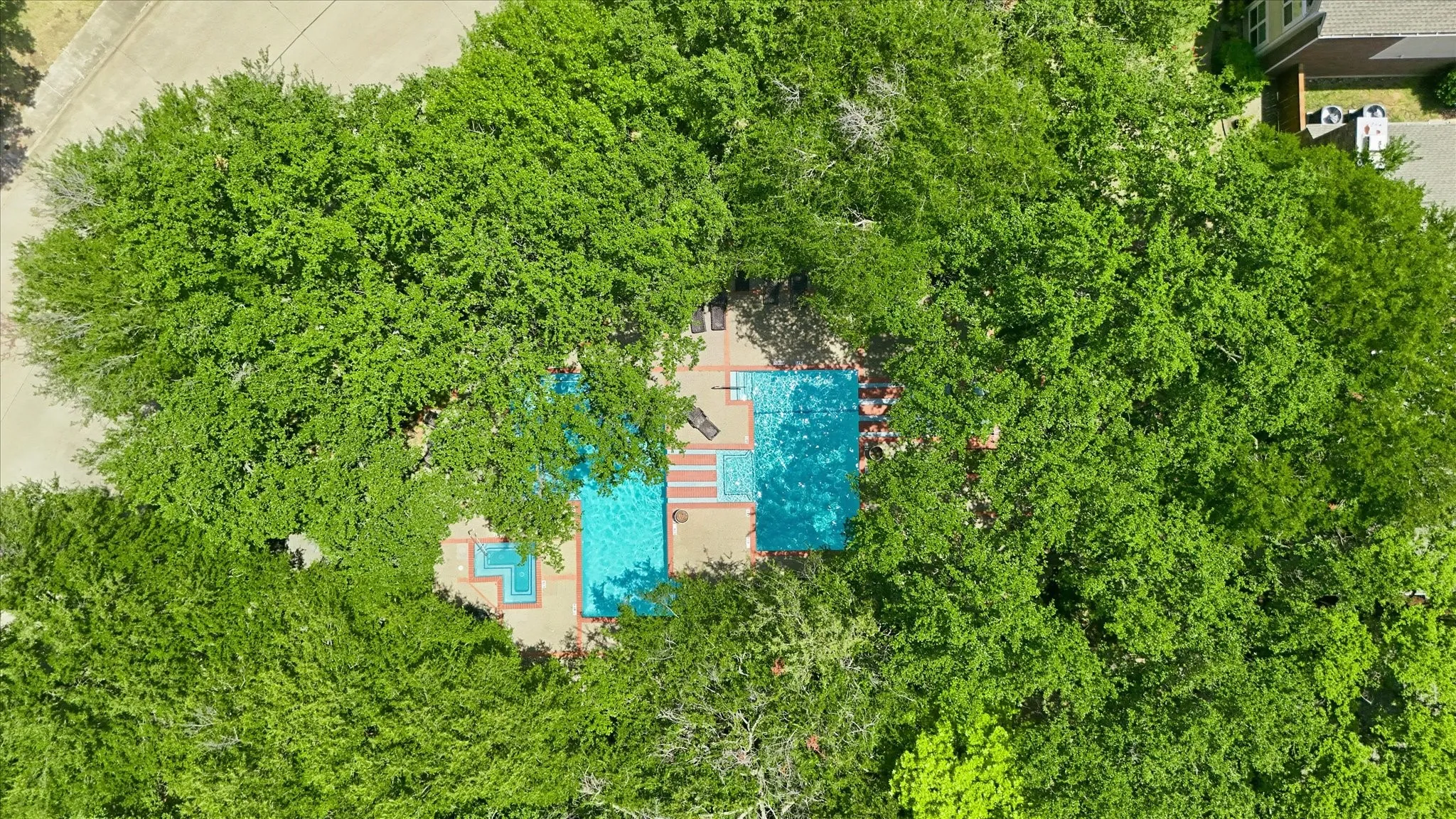 Condominium For Sale in Collin County , 17735 Windflower Way 106, Dallas, Texas 75252, 3 Bedroom, 3 Bathroom, 2 Garage spaces, 1,934 Sqft, built in 1985, mls#21351261, Real Estate Agent in Dallas, Homes For Sale in Collin county, Homes For Sale in Dallas, Realtor in Dallas Texas, Real Estate Brokerage Independent Realty Texas, Luminita Cordes Realtor