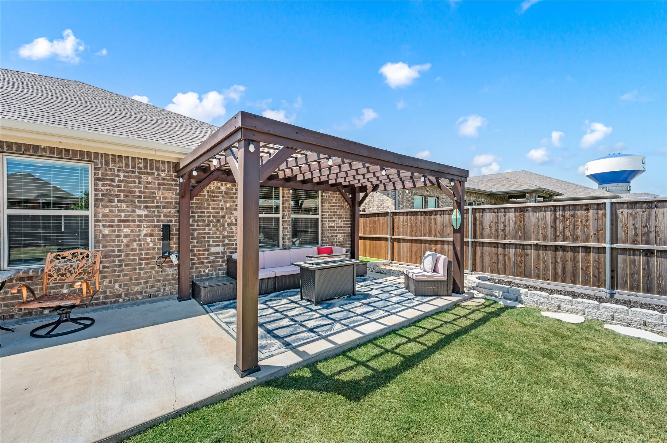 Single Family Residence For Sale in Denton County , 1713 Gold Mine Trail, Aubrey, Texas 76227, 3 Bedroom, 2 Bathroom, 2 Garage spaces, 1,659 Sqft, built in 2020, mls#21345262, Real Estate Agent in Aubrey, Homes For Sale in Denton county, Homes For Sale in Aubrey, Realtor in Aubrey Texas, Real Estate Brokerage Independent Realty Texas, Luminita Cordes Realtor