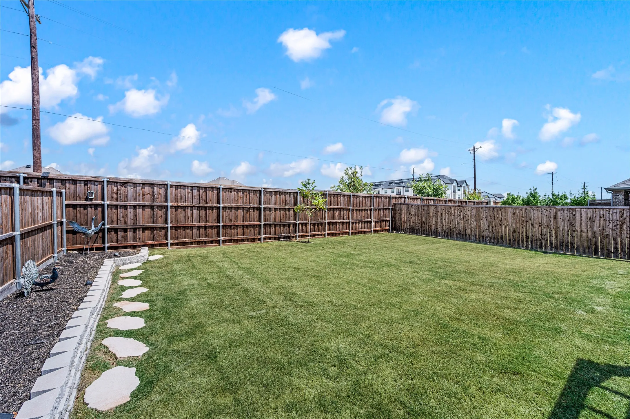 Single Family Residence For Sale in Denton County , 1713 Gold Mine Trail, Aubrey, Texas 76227, 3 Bedroom, 2 Bathroom, 2 Garage spaces, 1,659 Sqft, built in 2020, mls#21345262, Real Estate Agent in Aubrey, Homes For Sale in Denton county, Homes For Sale in Aubrey, Realtor in Aubrey Texas, Real Estate Brokerage Independent Realty Texas, Luminita Cordes Realtor