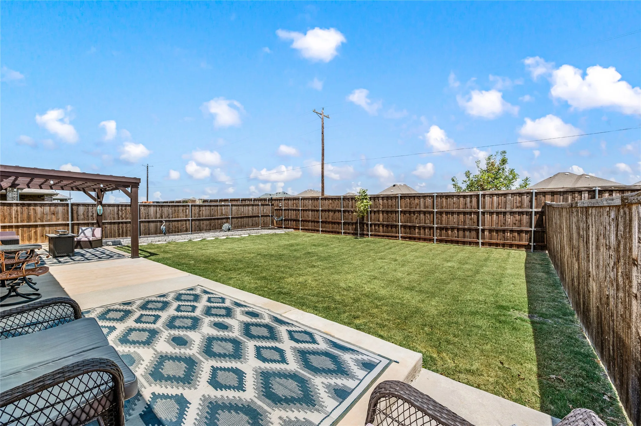 Single Family Residence For Sale in Denton County , 1713 Gold Mine Trail, Aubrey, Texas 76227, 3 Bedroom, 2 Bathroom, 2 Garage spaces, 1,659 Sqft, built in 2020, mls#21345262, Real Estate Agent in Aubrey, Homes For Sale in Denton county, Homes For Sale in Aubrey, Realtor in Aubrey Texas, Real Estate Brokerage Independent Realty Texas, Luminita Cordes Realtor