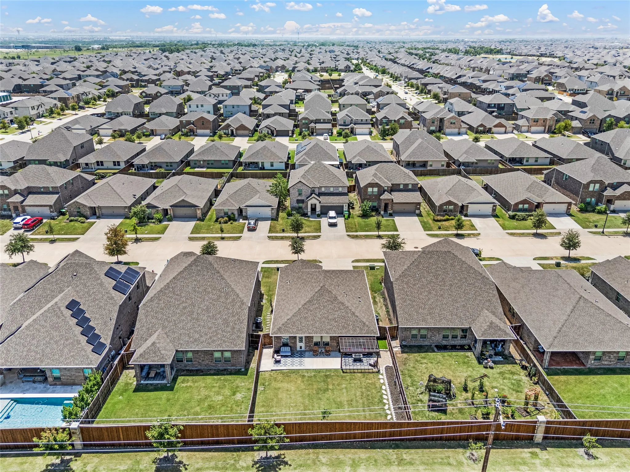 Single Family Residence For Sale in Denton County , 1713 Gold Mine Trail, Aubrey, Texas 76227, 3 Bedroom, 2 Bathroom, 2 Garage spaces, 1,659 Sqft, built in 2020, mls#21345262, Real Estate Agent in Aubrey, Homes For Sale in Denton county, Homes For Sale in Aubrey, Realtor in Aubrey Texas, Real Estate Brokerage Independent Realty Texas, Luminita Cordes Realtor