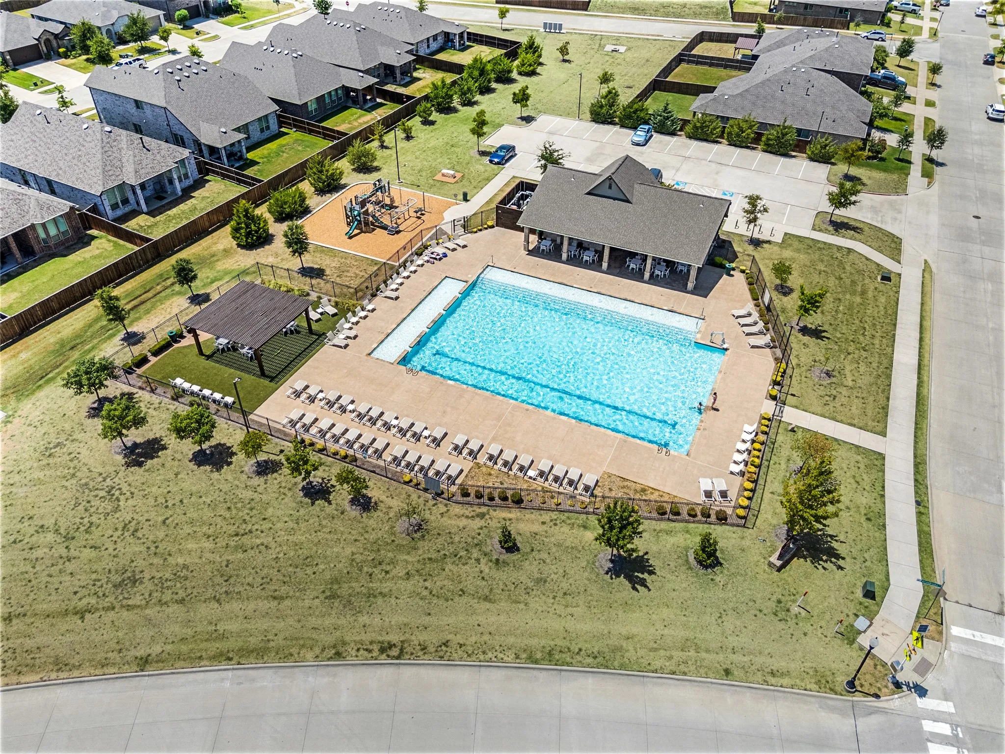 Single Family Residence For Sale in Denton County , 1713 Gold Mine Trail, Aubrey, Texas 76227, 3 Bedroom, 2 Bathroom, 2 Garage spaces, 1,659 Sqft, built in 2020, mls#21345262, Real Estate Agent in Aubrey, Homes For Sale in Denton county, Homes For Sale in Aubrey, Realtor in Aubrey Texas, Real Estate Brokerage Independent Realty Texas, Luminita Cordes Realtor