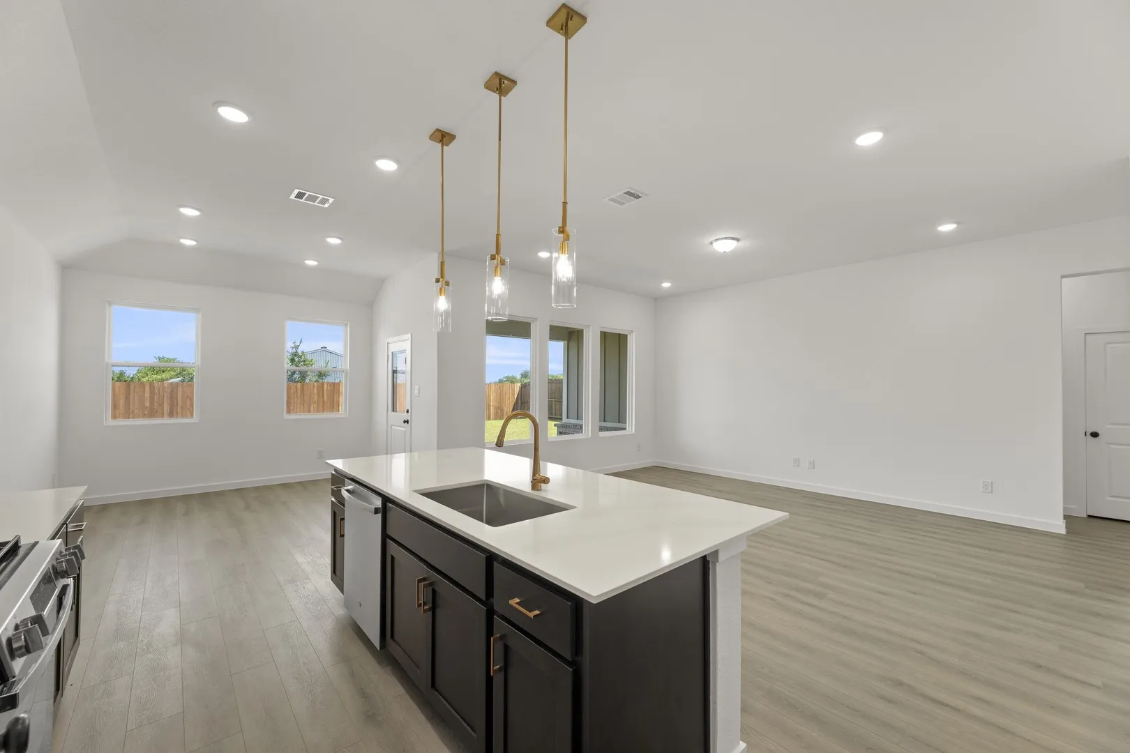 15. 741 Waterhouse Lake - Kitchen (4)