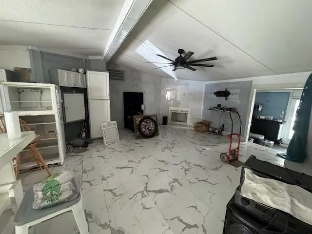 Mobile Home For Sale in Tarrant County , 5826 Waddell Street, Sansom Park, Texas 76114, 3 Bedroom, 2 Bathroom, Garage spaces, 1,680 Sqft, built in 1993, Price $122,000, mls#21358699, Real Estate Agent in Sansom Park, Homes For Sale in Tarrant county, Homes For Sale in Sansom Park, Realtor in Sansom Park Texas, Real Estate Brokerage Independent Realty Texas, Luminita Cordes Realtor