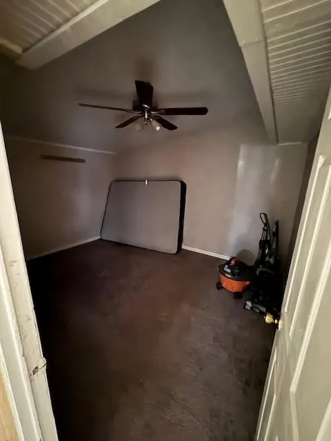 Mobile Home For Sale in Tarrant County , 5826 Waddell Street, Sansom Park, Texas 76114, 3 Bedroom, 2 Bathroom, Garage spaces, 1,680 Sqft, built in 1993, Price $122,000, mls#21358699, Real Estate Agent in Sansom Park, Homes For Sale in Tarrant county, Homes For Sale in Sansom Park, Realtor in Sansom Park Texas, Real Estate Brokerage Independent Realty Texas, Luminita Cordes Realtor