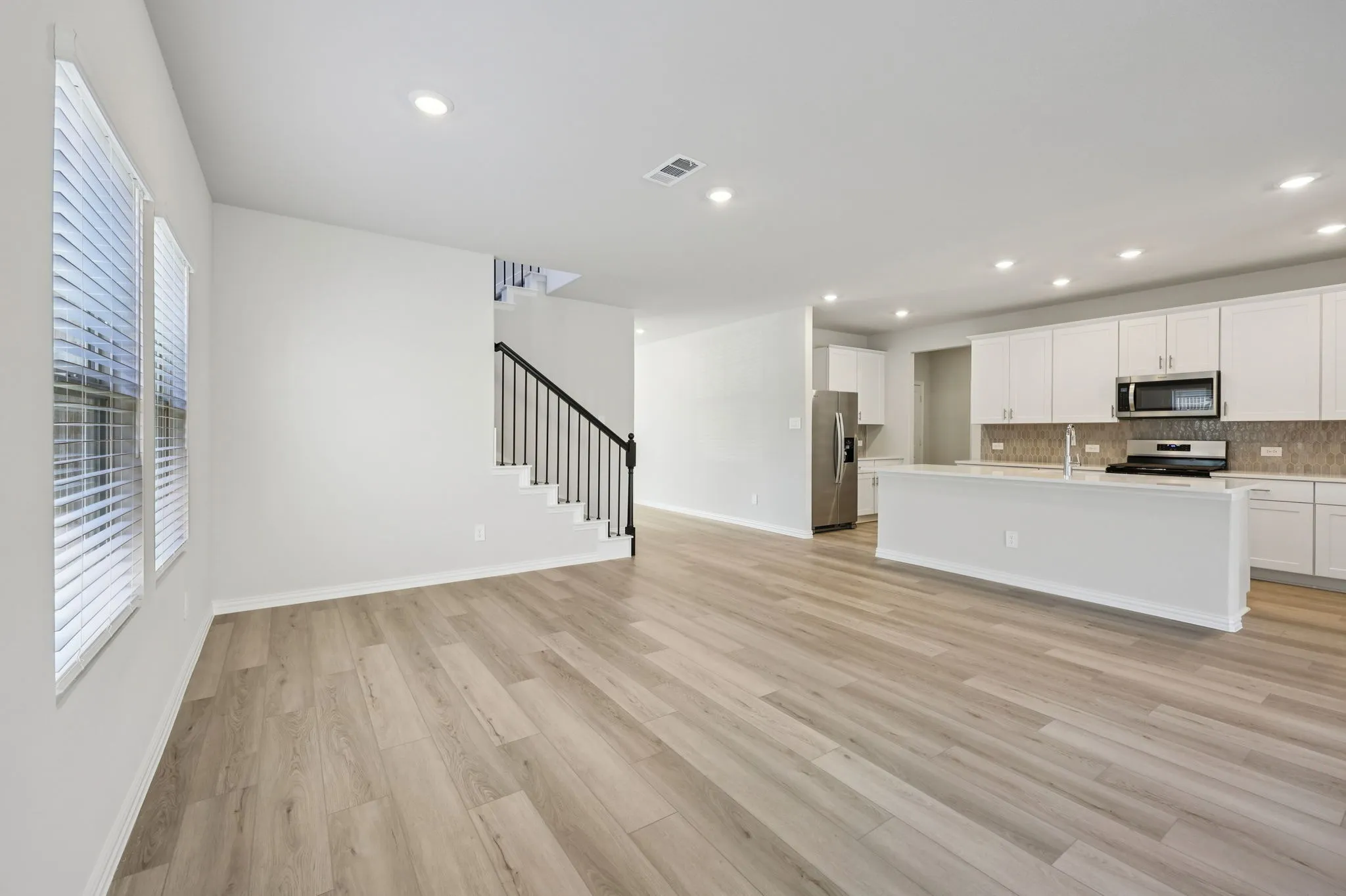 Photo is not of the actual home, but is an inspirational photo of builder’s model home and may depict options, furnishings, and/or decorator features that are not included.