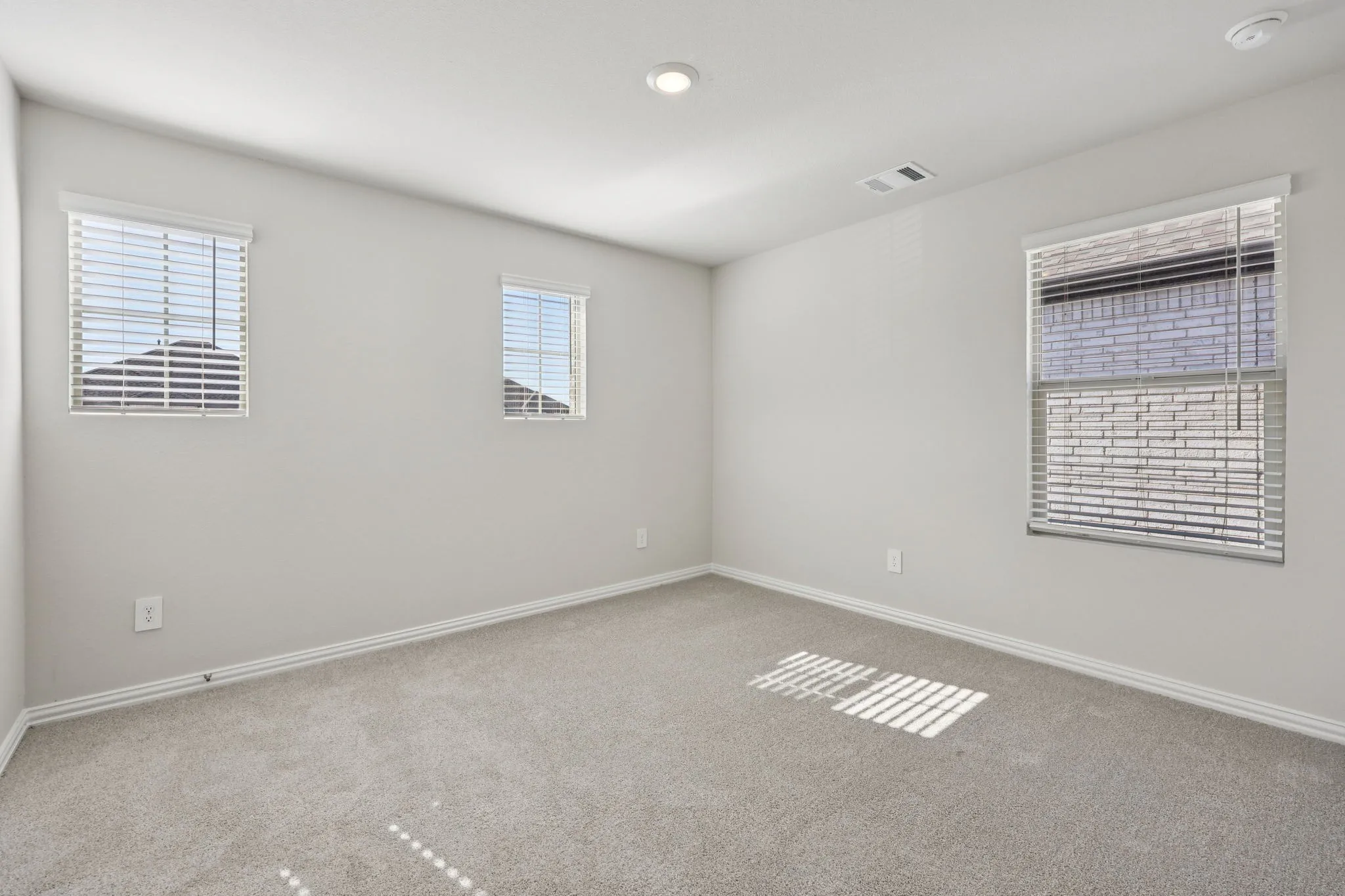 Photo is not of the actual home, but is an inspirational photo of builder’s model home and may depict options, furnishings, and/or decorator features that are not included.