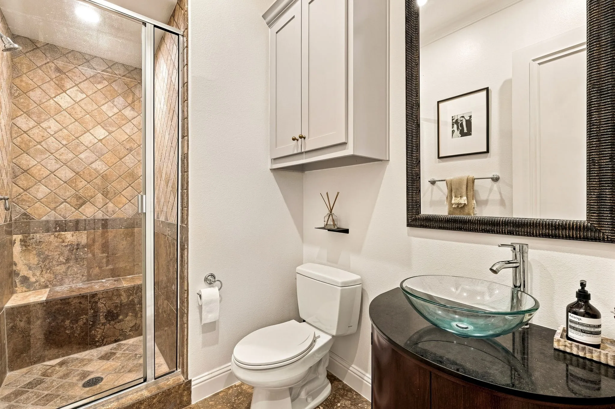 Townhouse For Sale in Dallas County , 14755 Stanford Court, Addison, Texas 75254, 3 Bedroom, 3 Bathroom, 2 Garage spaces, 2,360 Sqft, built in 2007, mls#21358054, Real Estate Agent in Addison, Homes For Sale in Dallas county, Homes For Sale in Addison, Realtor in Addison Texas, Real Estate Brokerage Independent Realty Texas, Luminita Cordes Realtor